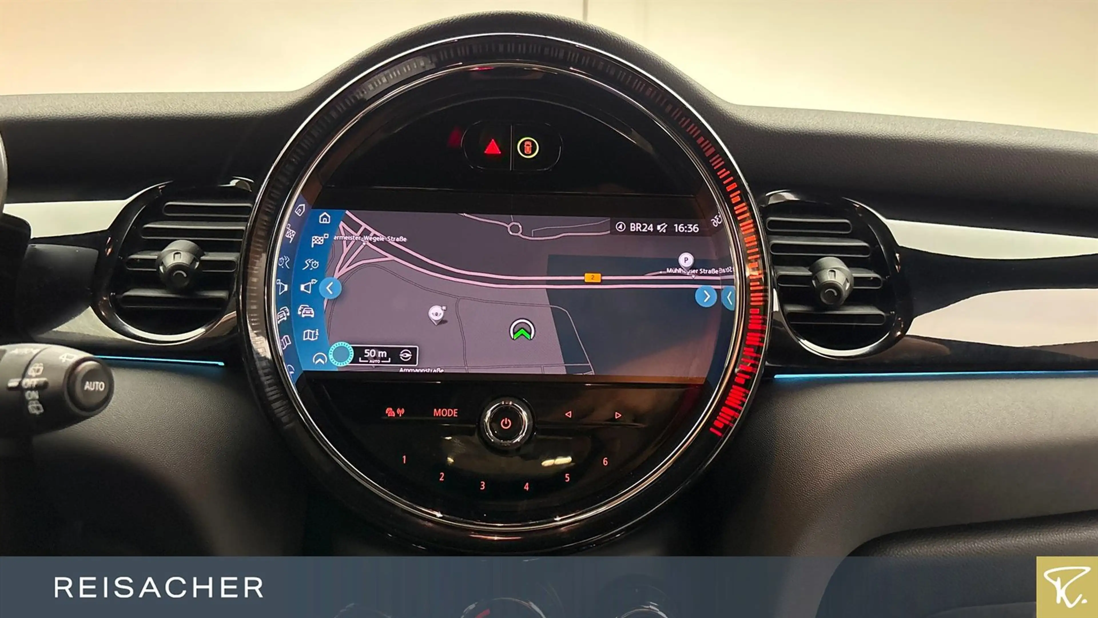 MINI Cooper SE Classic-Trim Navi SpoSi DA — photo 12
