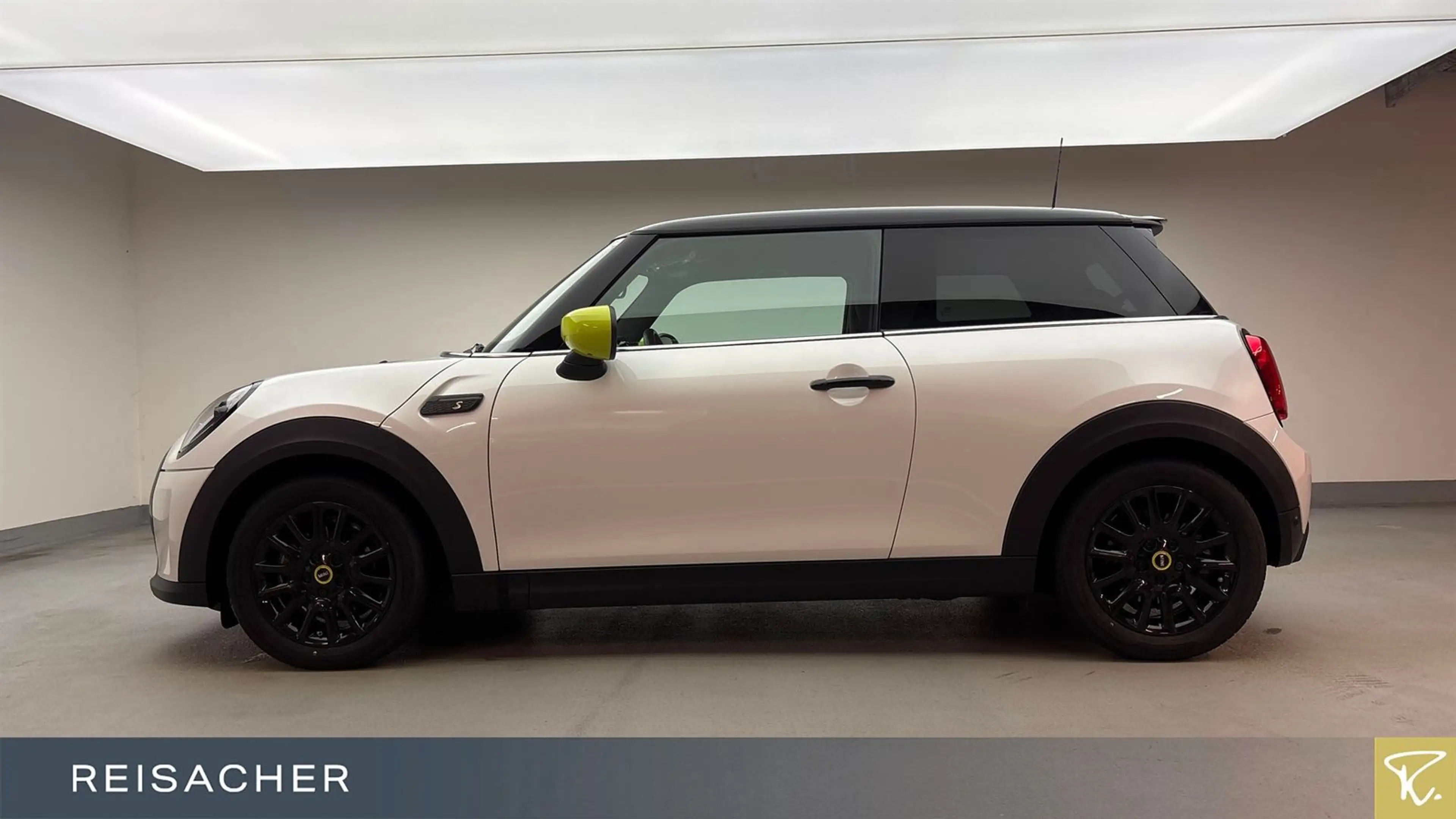 MINI Cooper SE Classic-Trim Navi SpoSi DA — photo 9