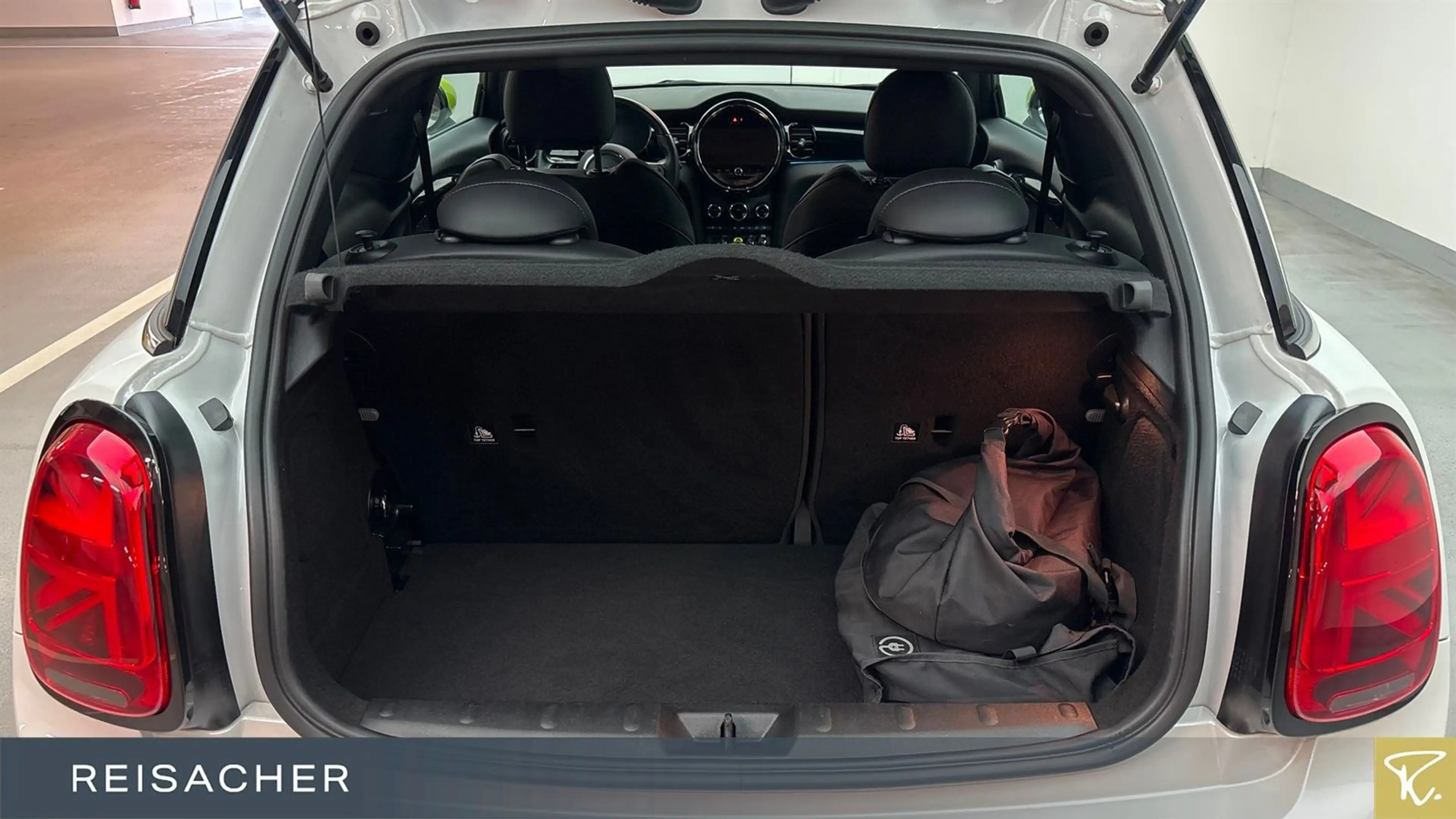 MINI Cooper SE Classic-Trim Navi SpoSi DA — photo 10