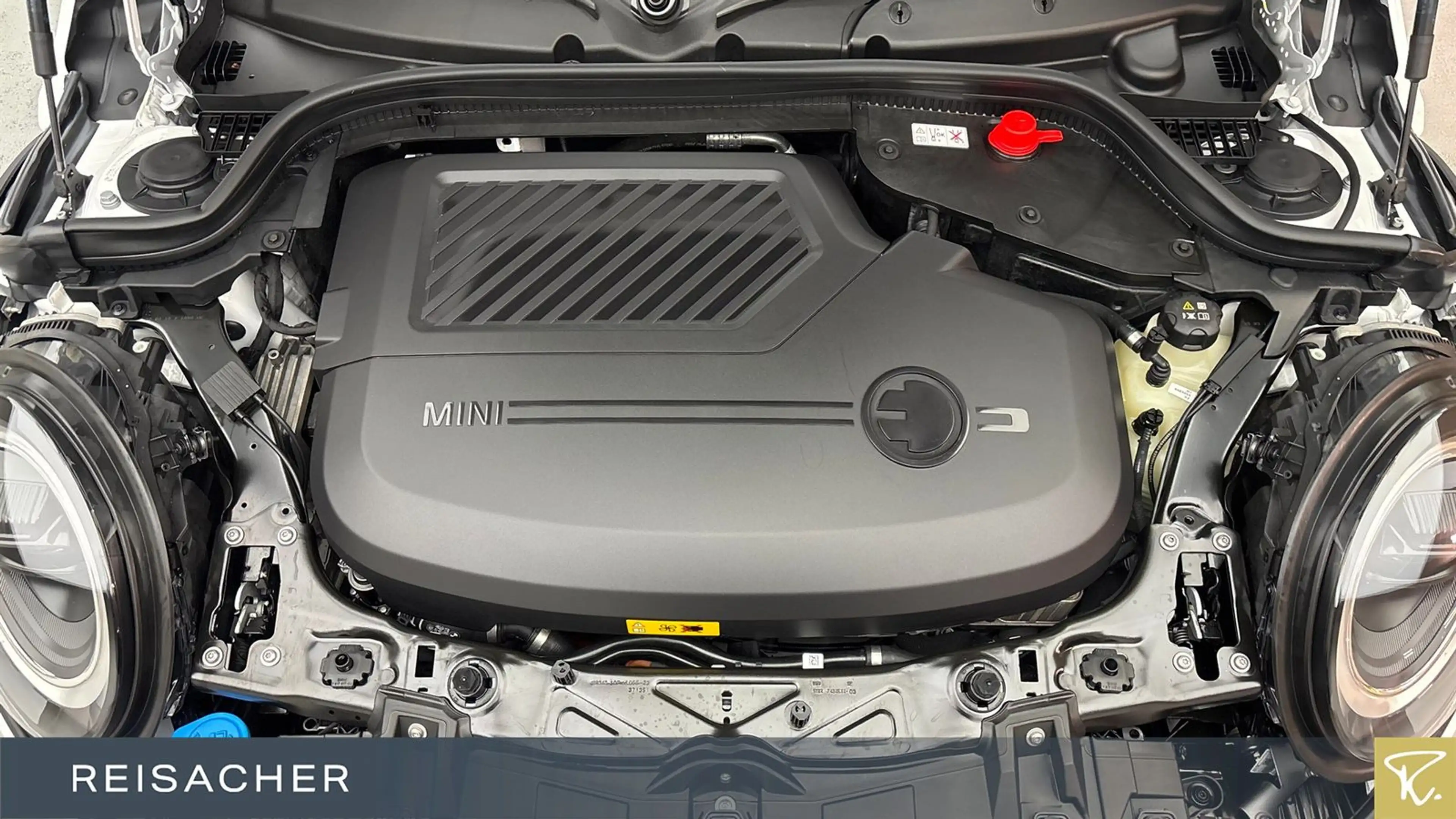 MINI Cooper SE Classic-Trim Navi SpoSi DA — photo 7