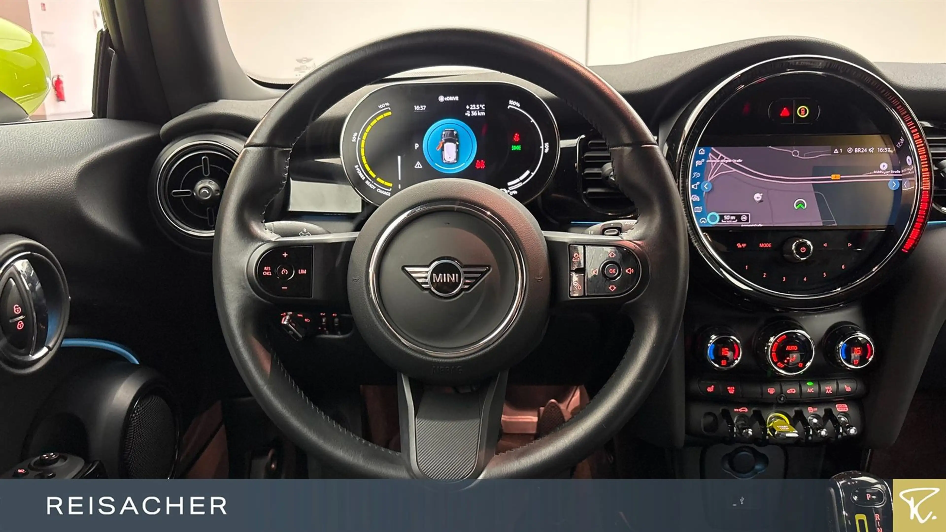 MINI Cooper SE Classic-Trim Navi SpoSi DA — photo 5