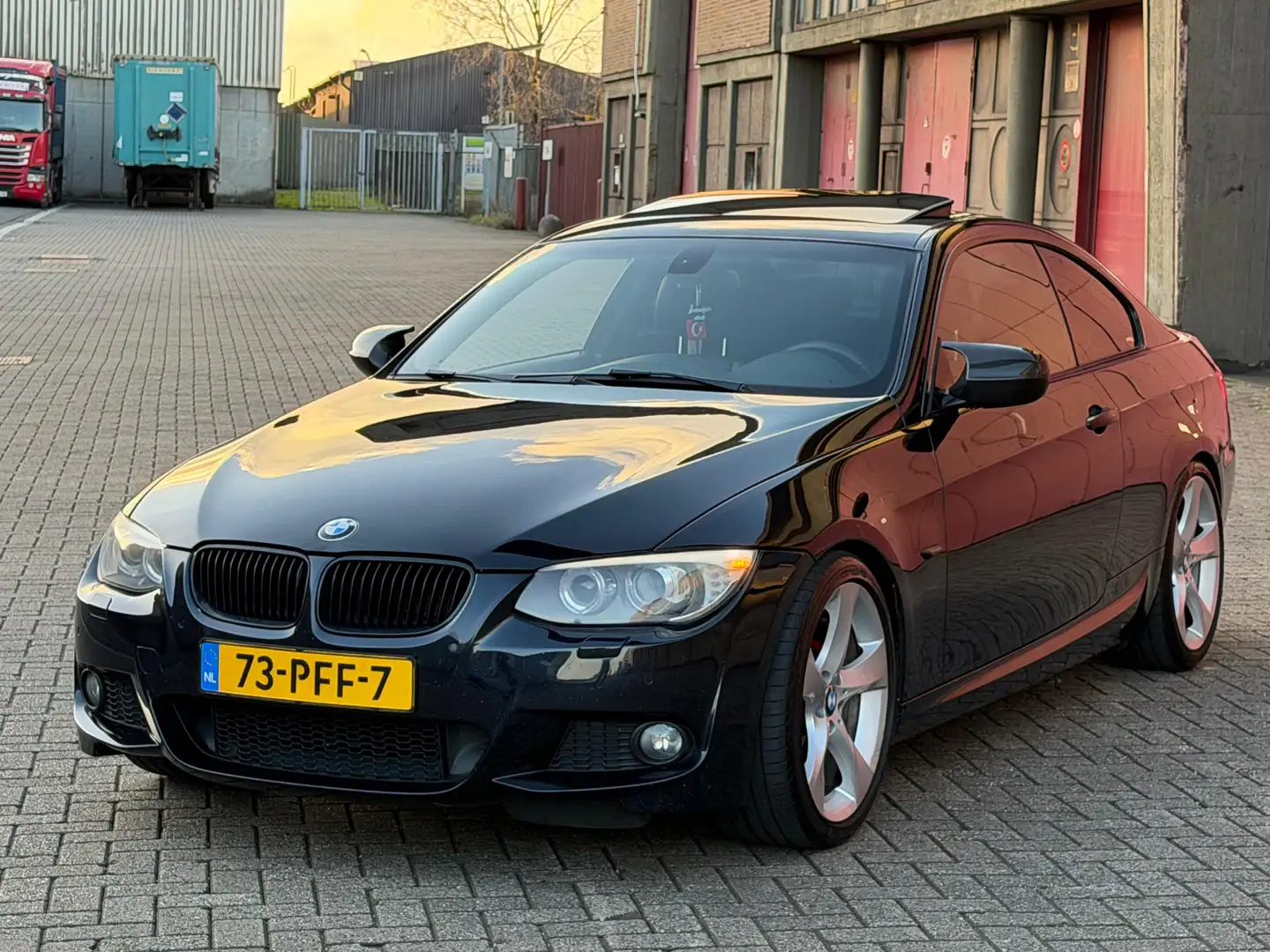 BMW 325 325 Bns Line Sp. Zwart - 1