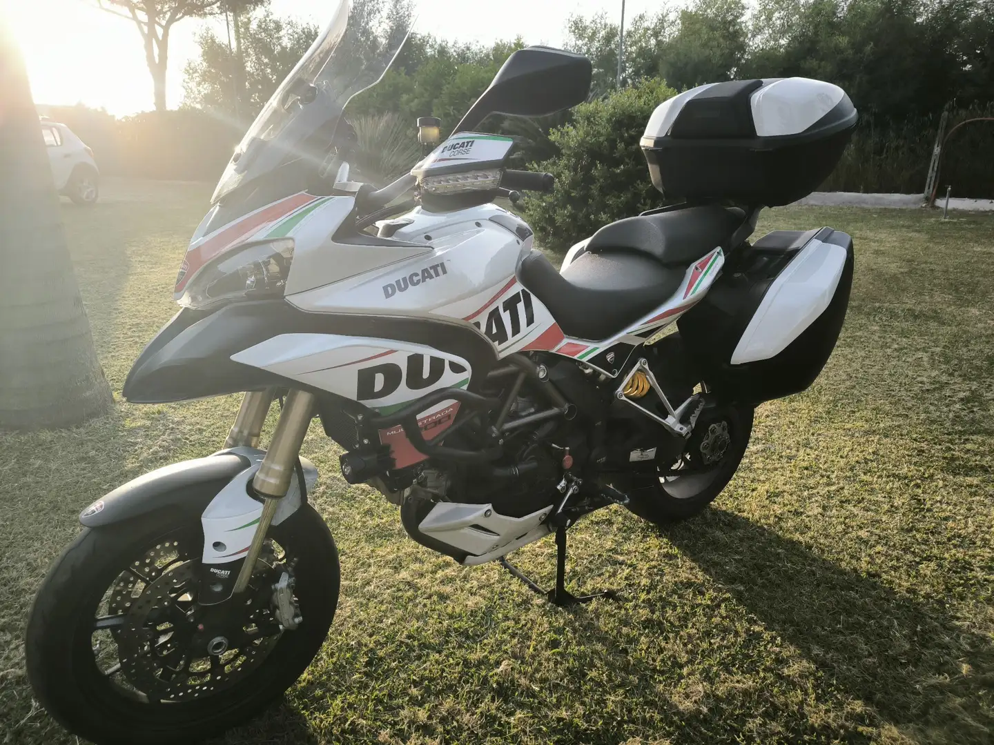 Ducati Multistrada 1200 ABS Alb - 2