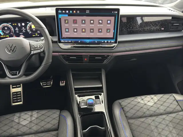 Volkswagen Tayron view 9