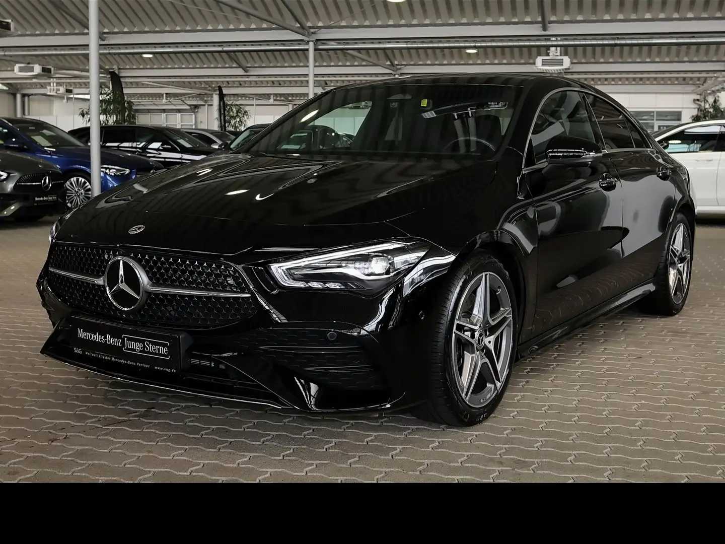 Mercedes-Benz CLA 200 Coupé AMG 360°+MBUX+Totwink+Sitzhzg+18 Schwarz - 1