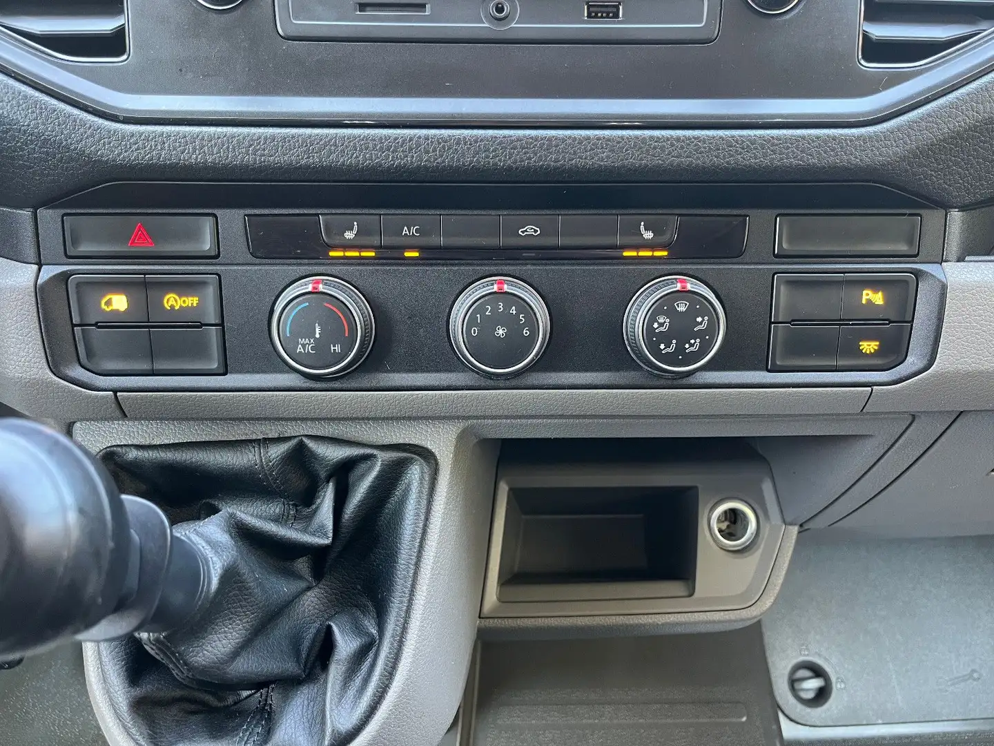 Volkswagen Crafter CRAFTER 2.0 TDI MIXTO PLUS KLIMA SHZ AHK MASSAGE Blanc - 2