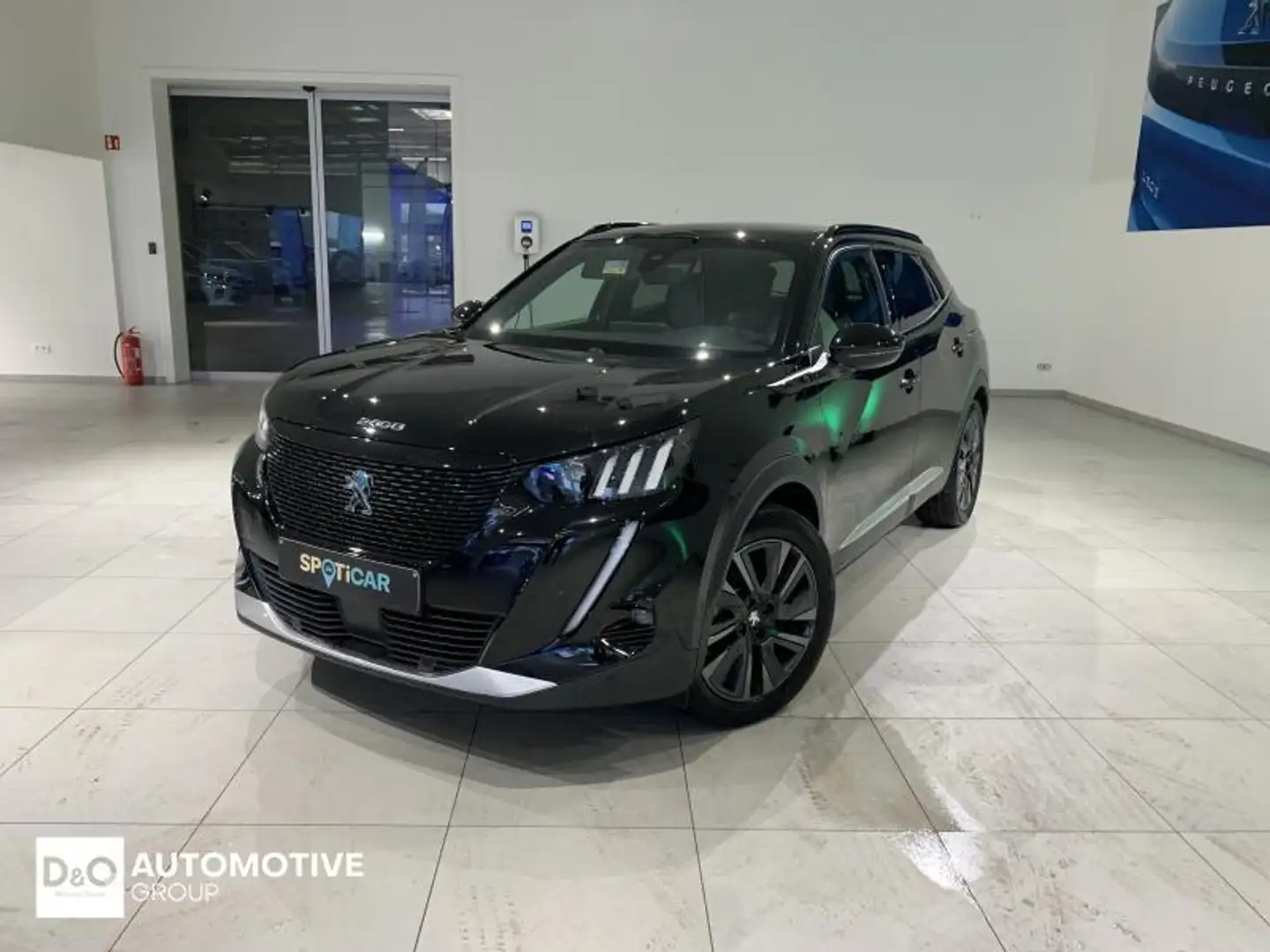 Peugeot 2008 gt electric Schwarz - 1