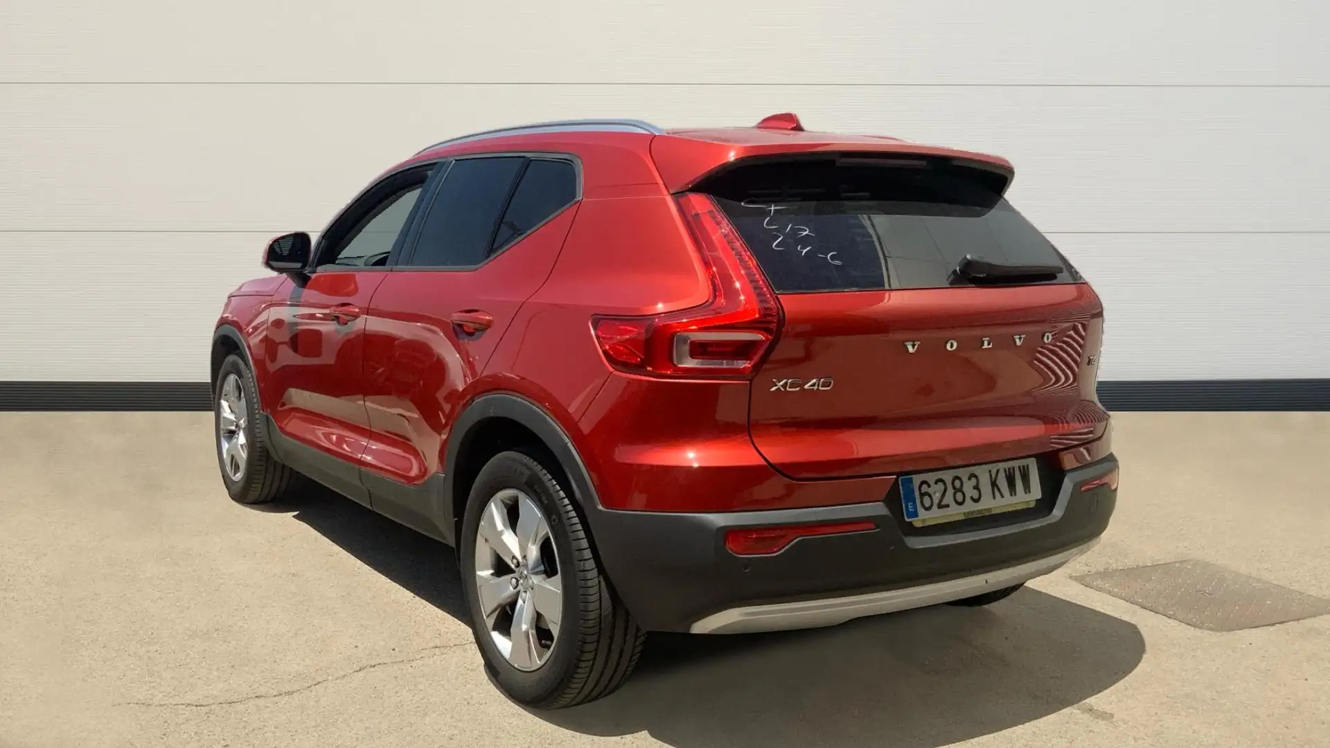 Volvo XC40 T4 Momentum Aut. - 2