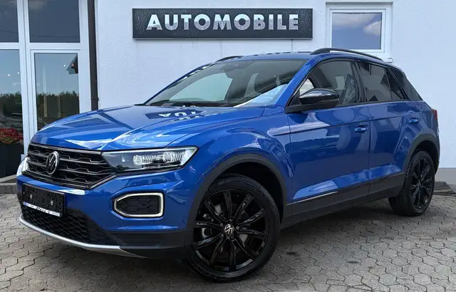 2021 Volkswagen T-Roc in Blue for sale