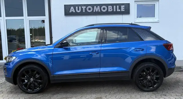Volkswagen T-Roc view 5