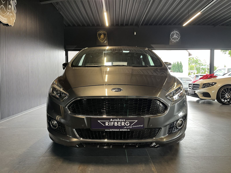 Ford S-Max S-MAX 2,0 Automatik ST-Line LED/PAND/Key-Free/18 — photo 2