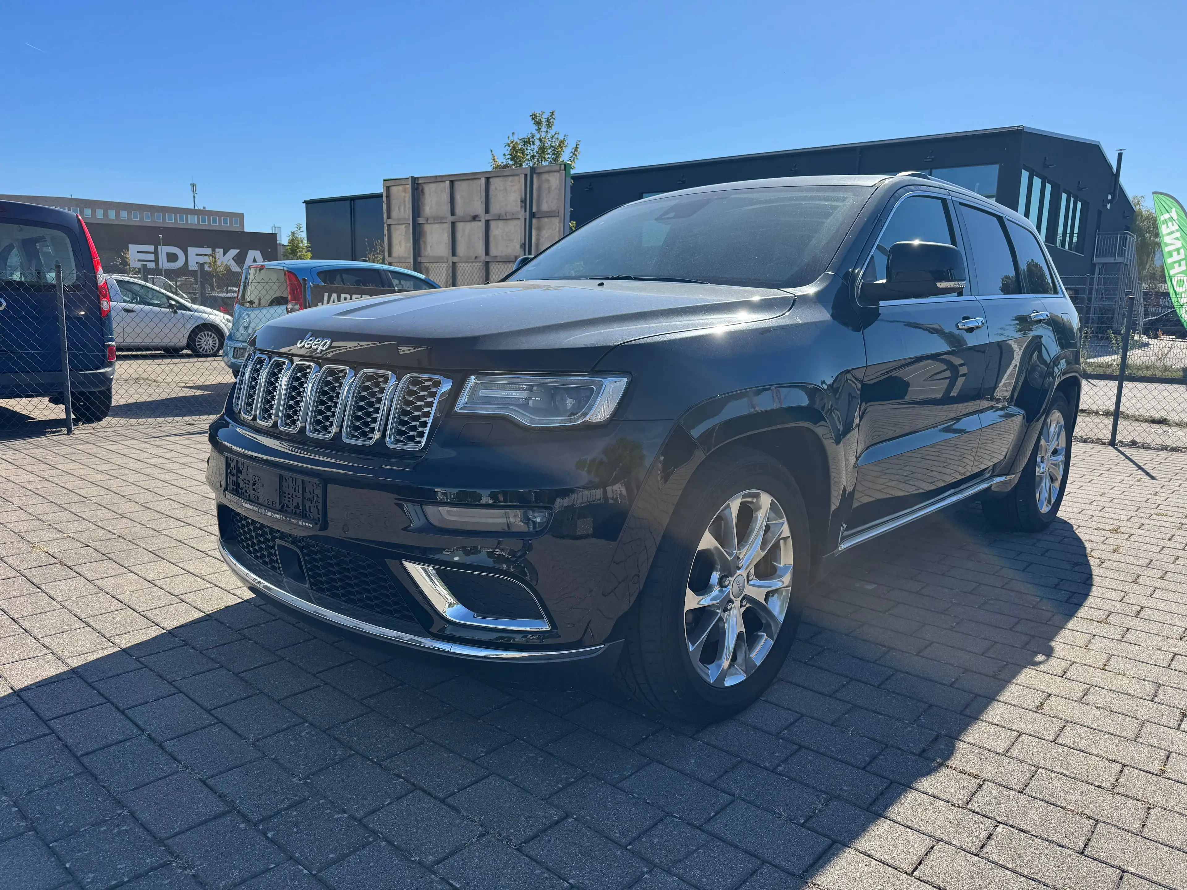 Jeep Grand Cherokee 3.0 CRD Summit — photo 2