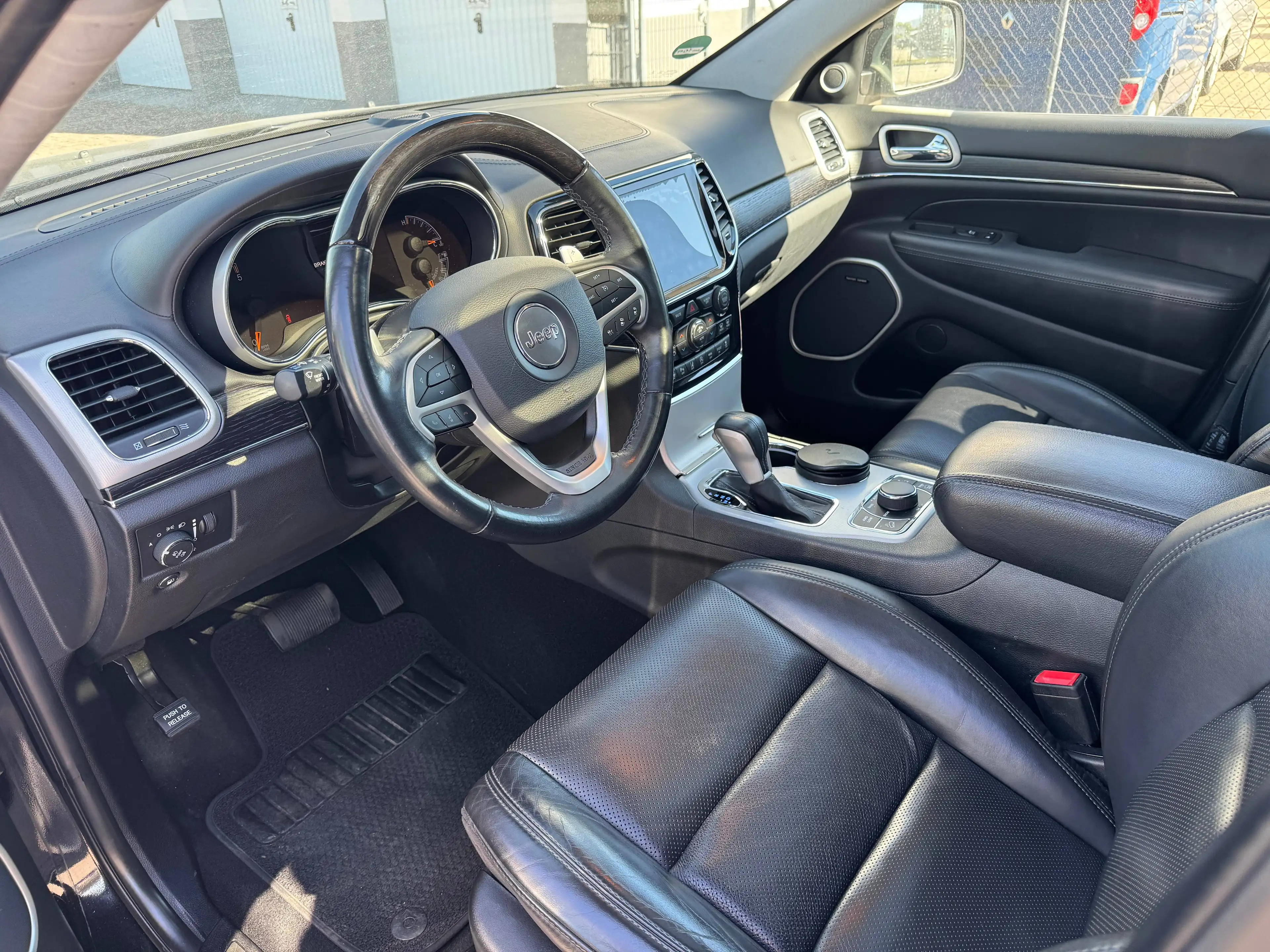 Jeep Grand Cherokee 3.0 CRD Summit — photo 12