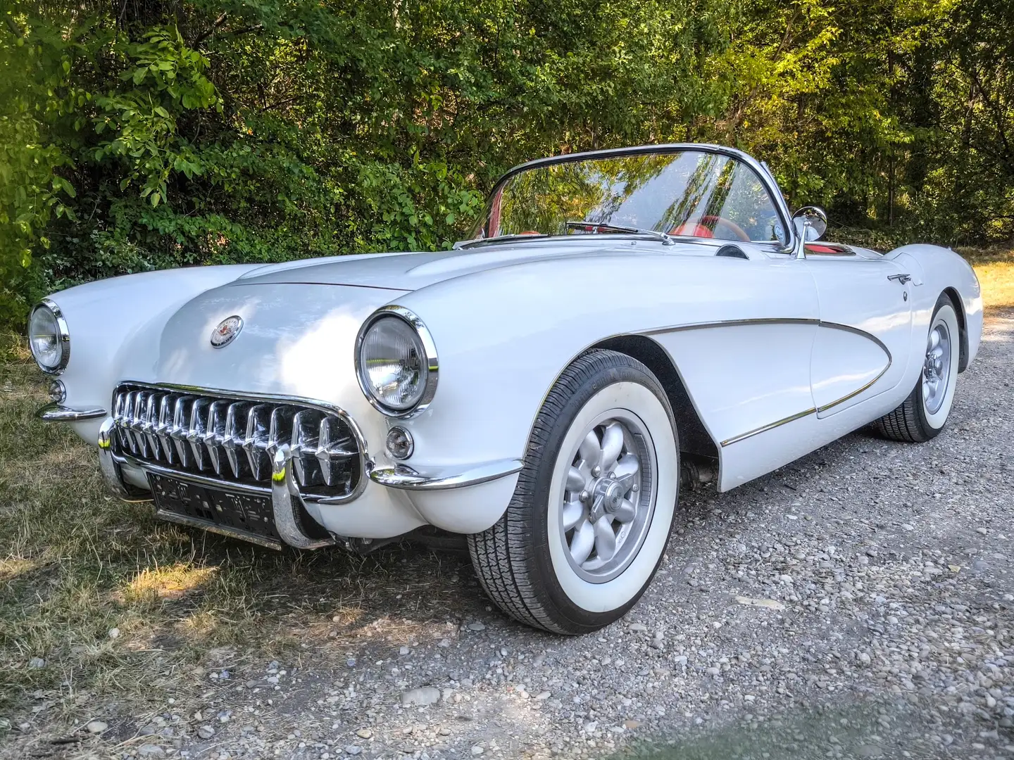 Chevrolet Corvette C1 (moderne Fahrbarkeit) Weiß - 1