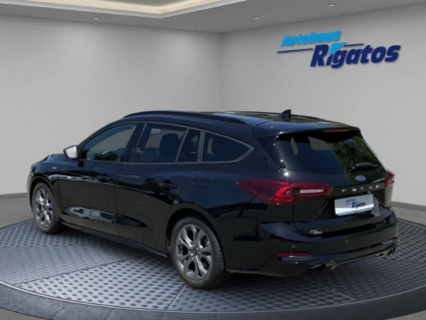 Ford Focus 1.0 EcoBoost Mild-Hybrid ST-Line Autom, Matrix,Nav Schwarz - 2