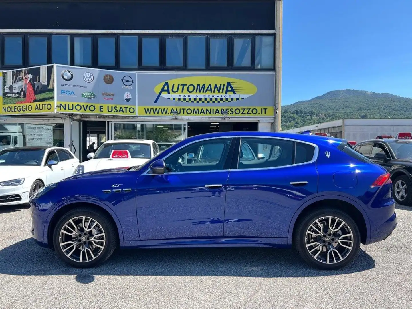 Maserati Grecale MHEV 300 CV AWD GT IVA ESPOSTA Bleu - 2