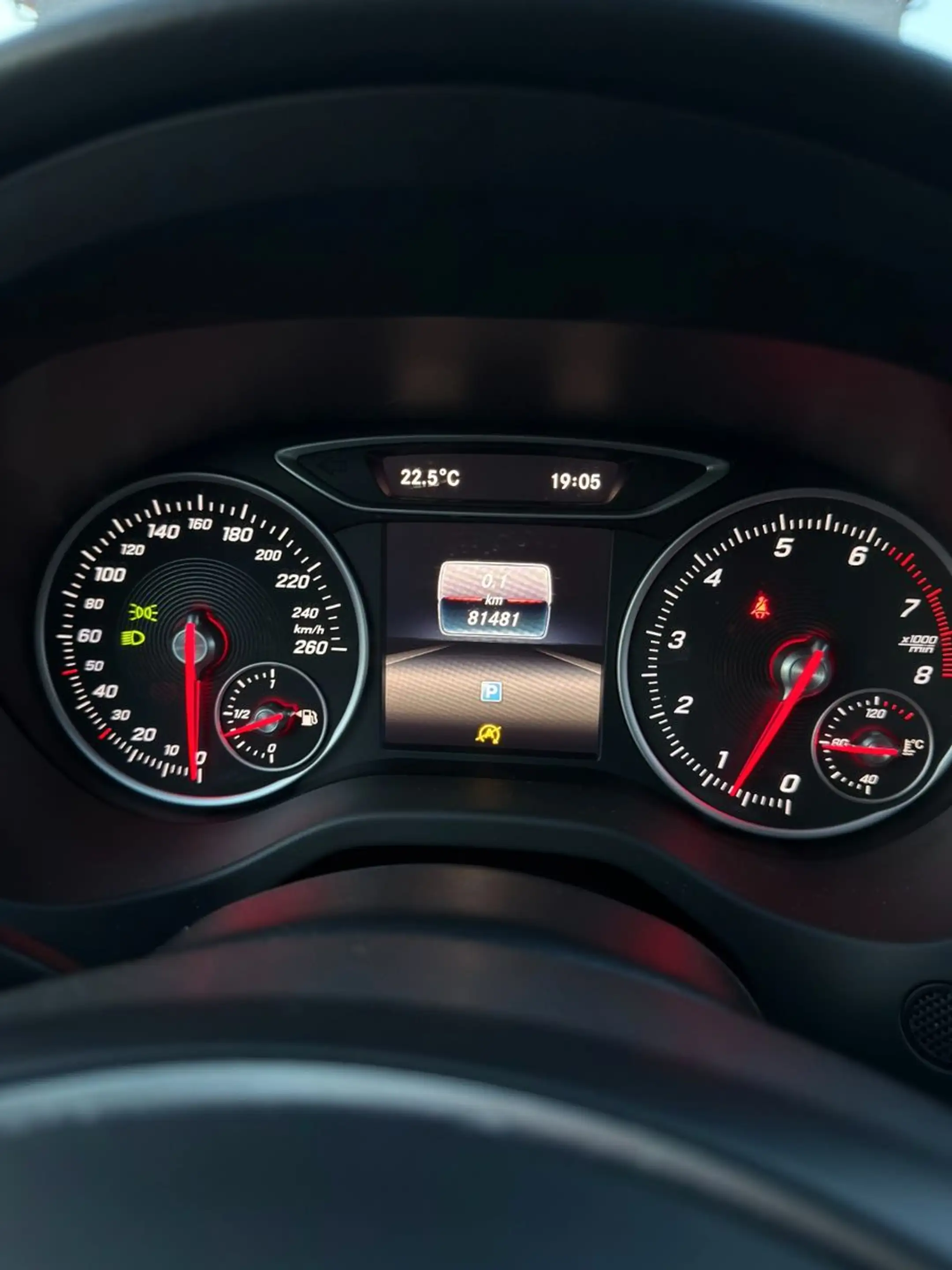 Mercedes-Benz A 180 Style BlueEfficiency *SHZ*BCM*GRA*MFL* — photo 14