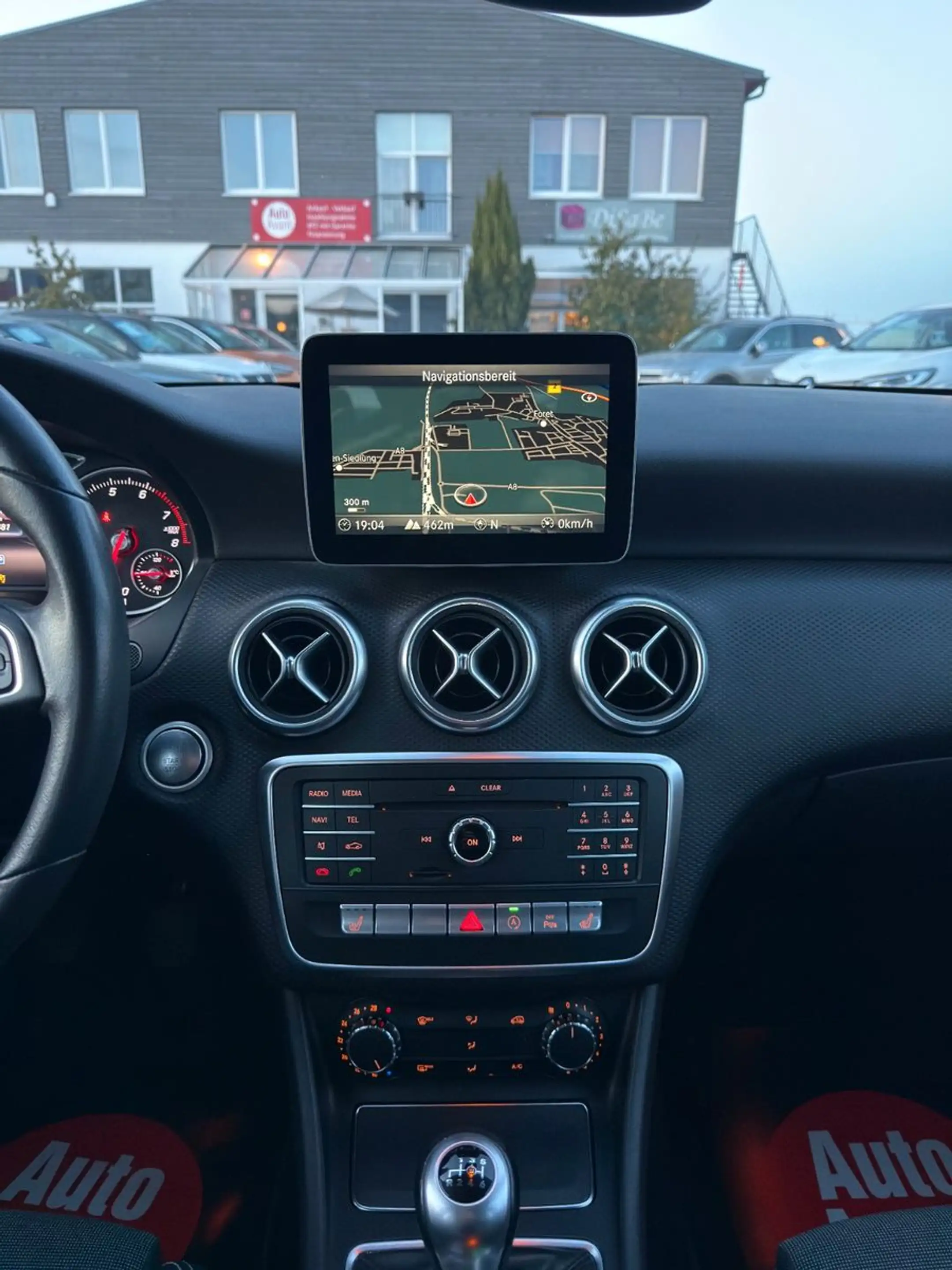 Mercedes-Benz A 180 Style BlueEfficiency *SHZ*BCM*GRA*MFL* — photo 10