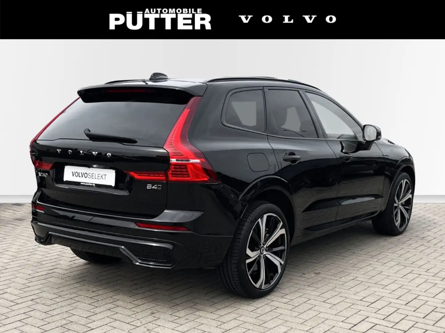 Volvo XC60 B4 Diesel AWD Ultimate Dark 21'' AHK StandHZG ACC Schwarz - 2