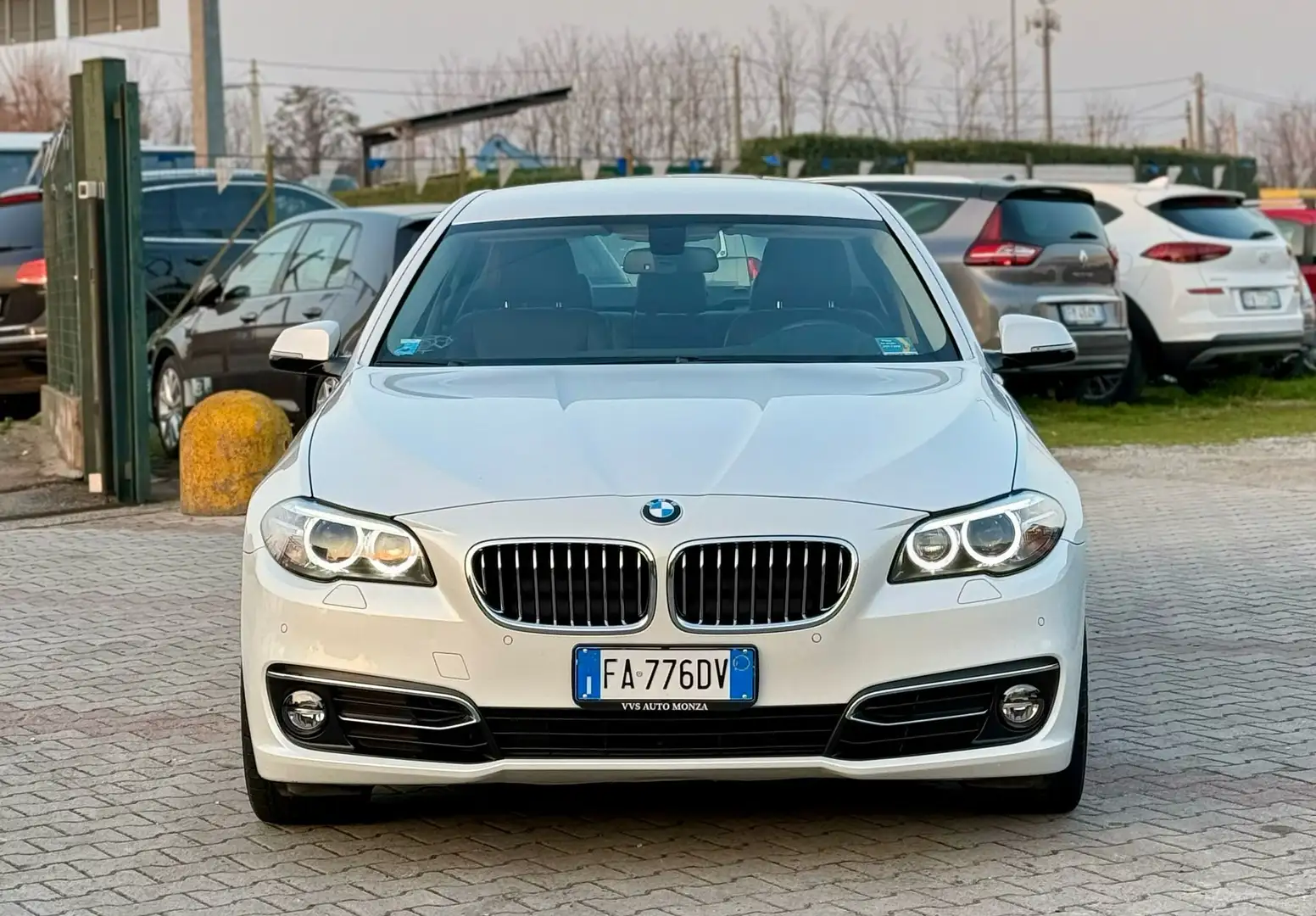 BMW 530 dA Luxury E6 Berlina Bianco - 2