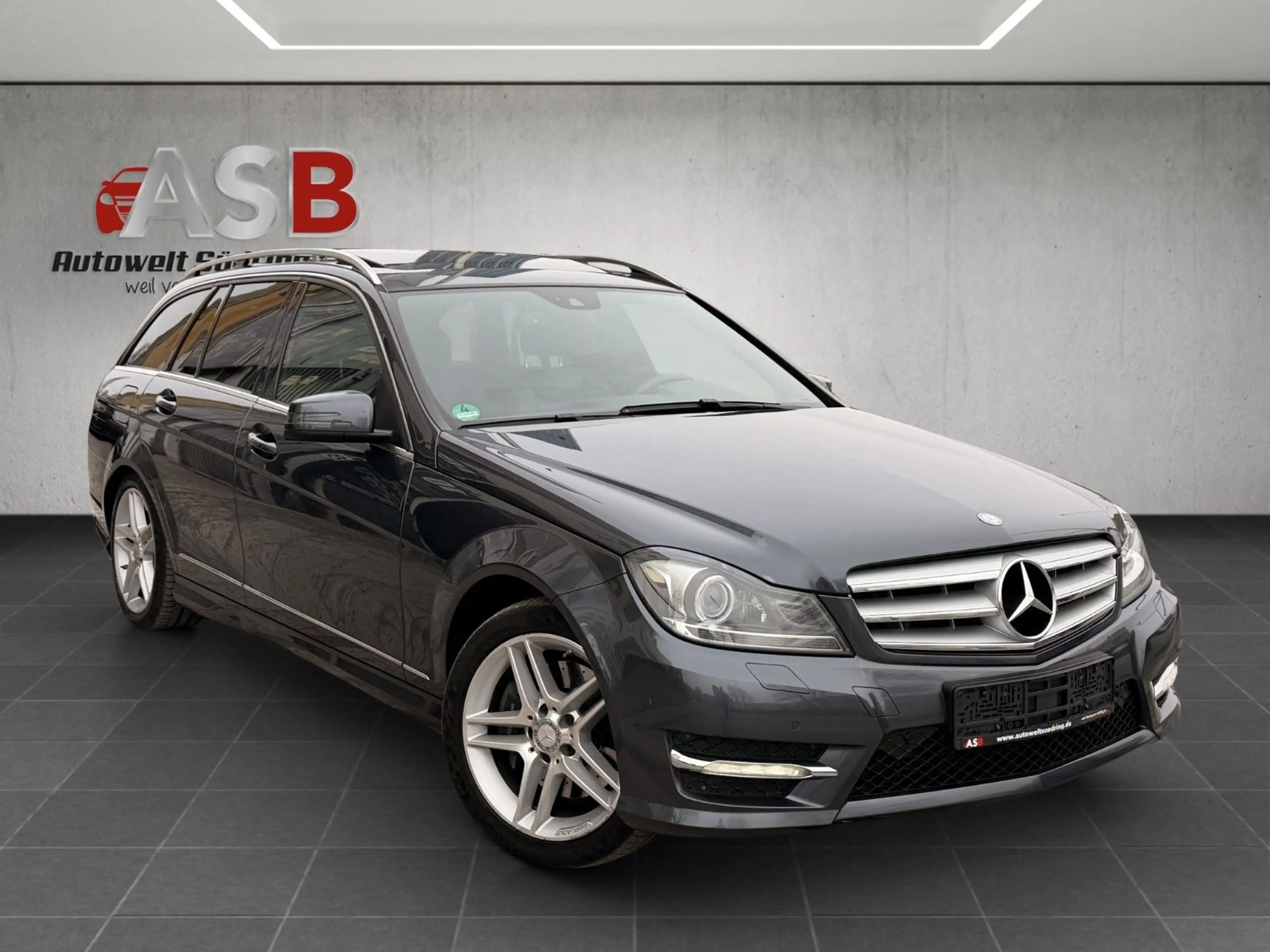 Mercedes-Benz C 350 T CDI AMG *COMAND*LED*Schiebed.*2.Besitz — photo 3