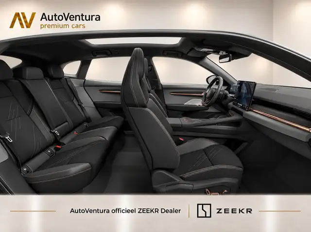 Zeekr 001 view 5