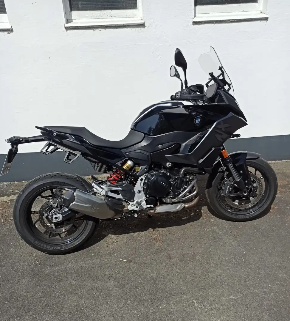 BMW F 900 XR Triple Black Schwarz - 2