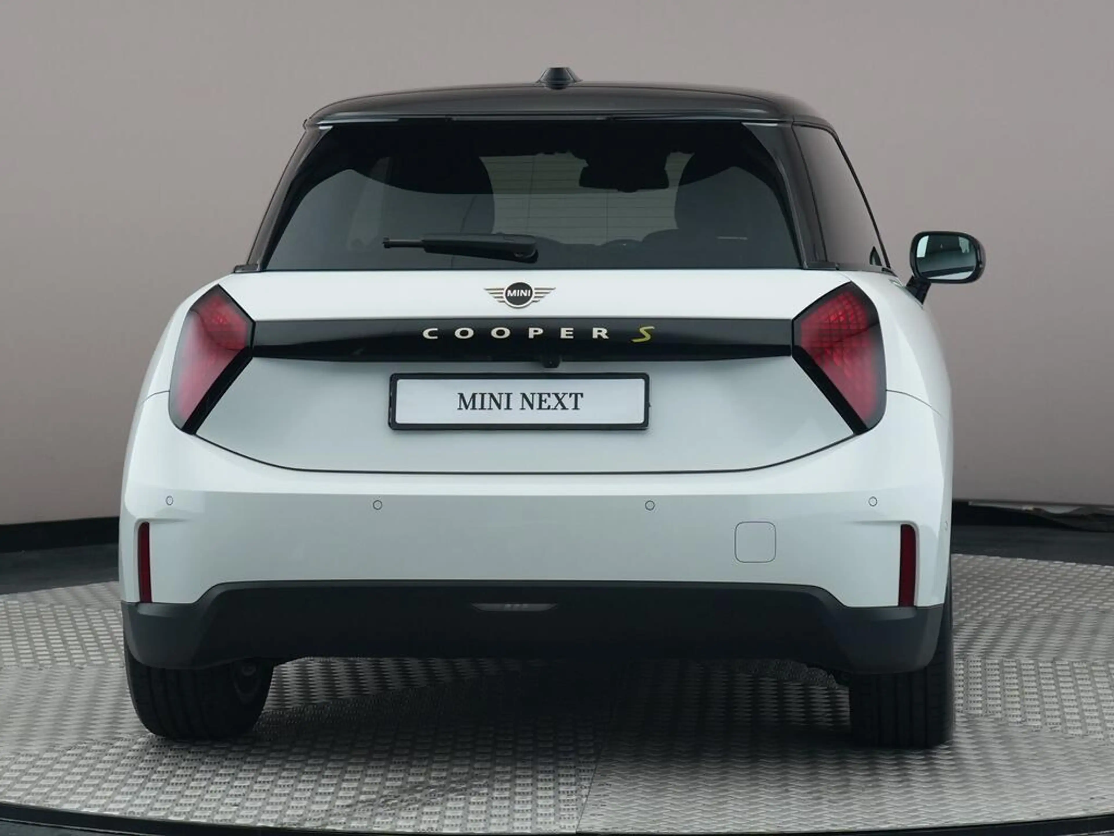 MINI Cooper SE 3-Deurs Classic M 54.2 kWh — photo 9