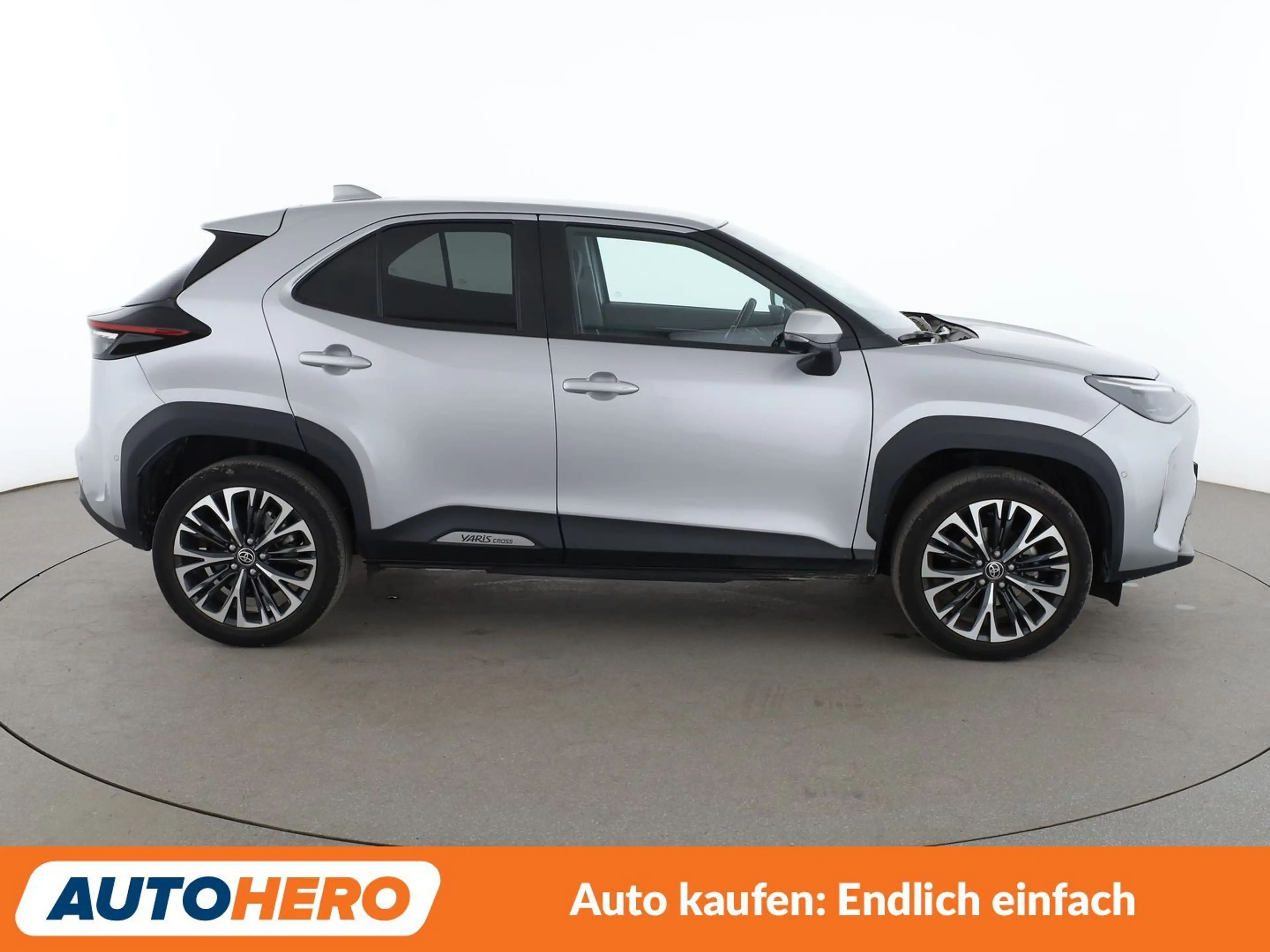 Toyota Yaris Cross 1.5 Hybrid Elegant Aut.*NAVI*LED*ACC*360°*SHZ*PDC* — photo 7