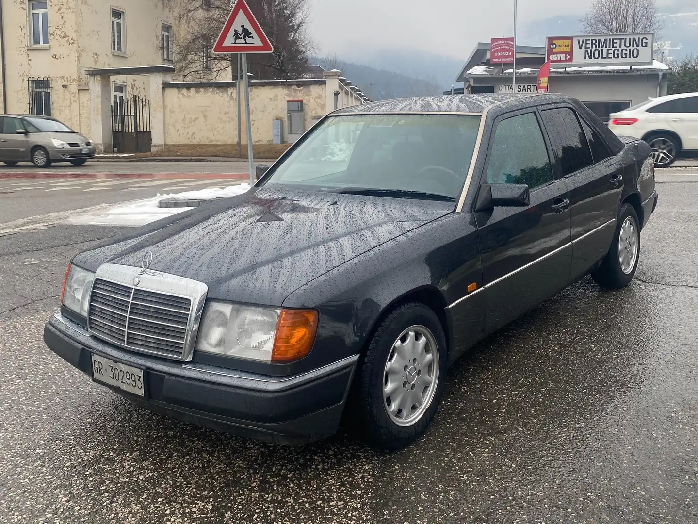 Mercedes-Benz E 250 E 250 tdt Schwarz - 1