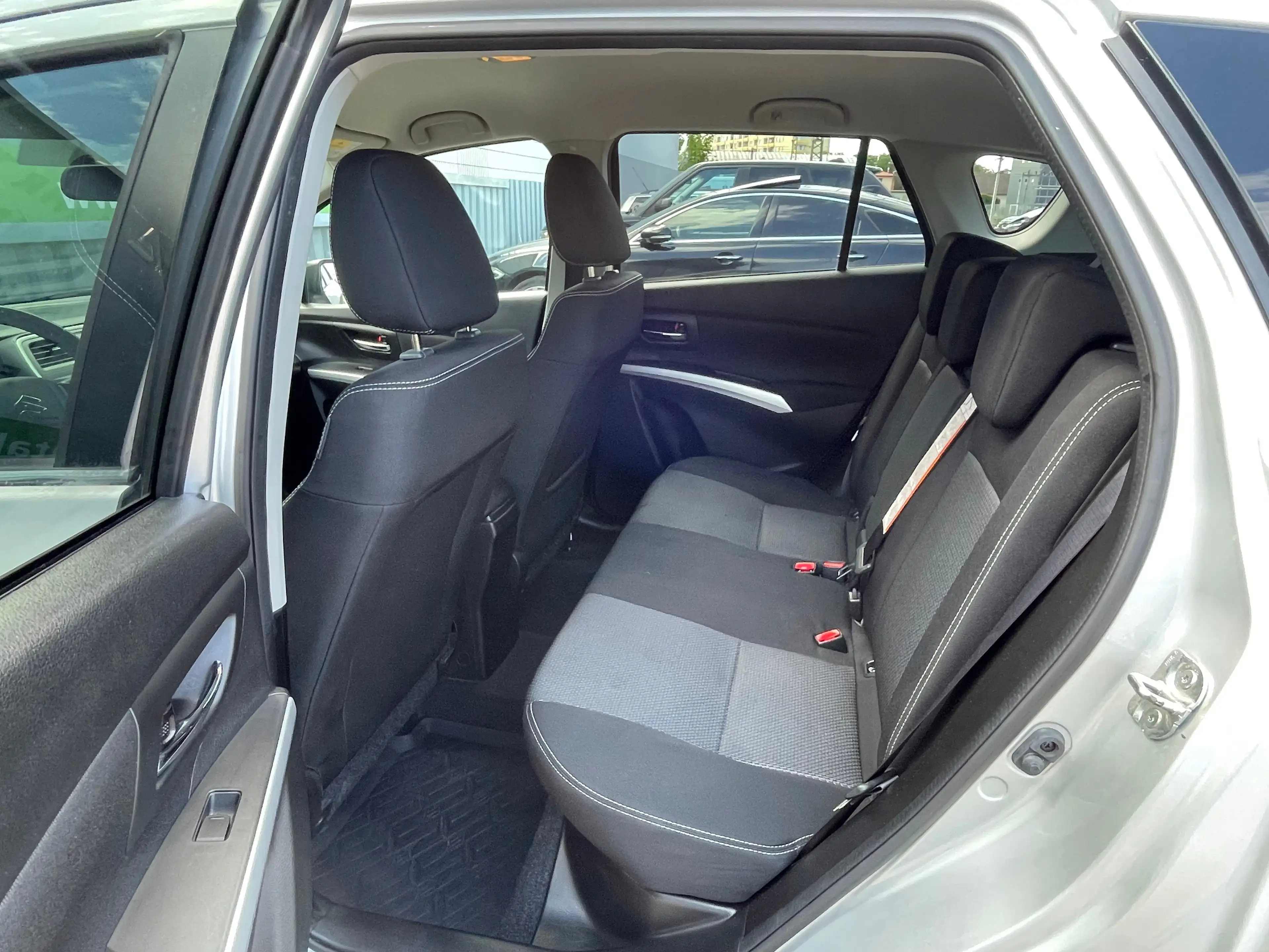 Suzuki SX4 S-Cross 1,6 DDiS 4x4 shine Aut. * 1. Besitz * — photo 13