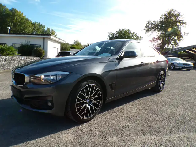 BMW 318 Gran Turismo 318 d/Leder/Navi/Garantie/Gekeurd/158.000km