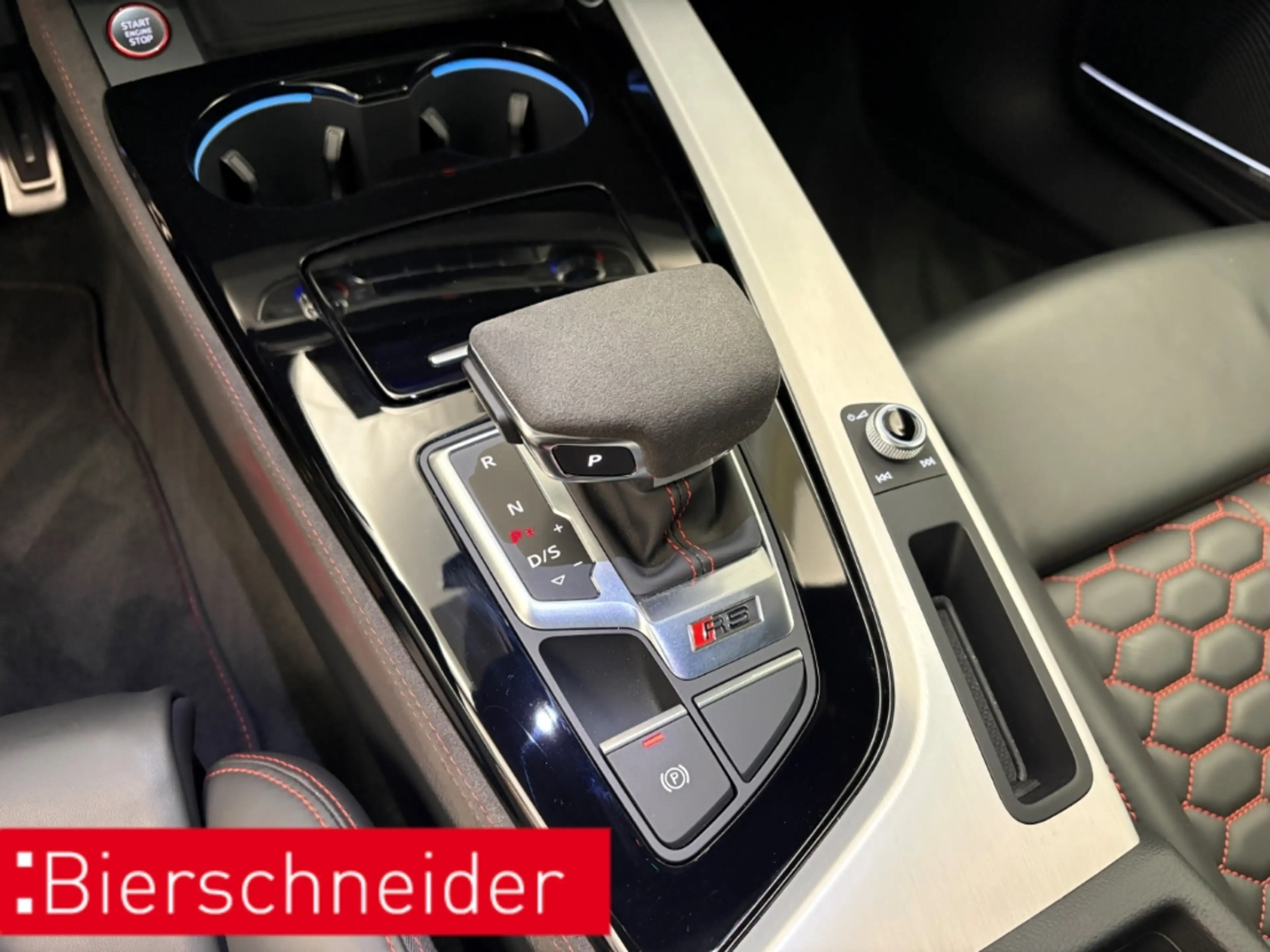 Audi RS4 Avant Competiton MATRIX 290 KM H PANO 20 B&O LEDER — photo 13