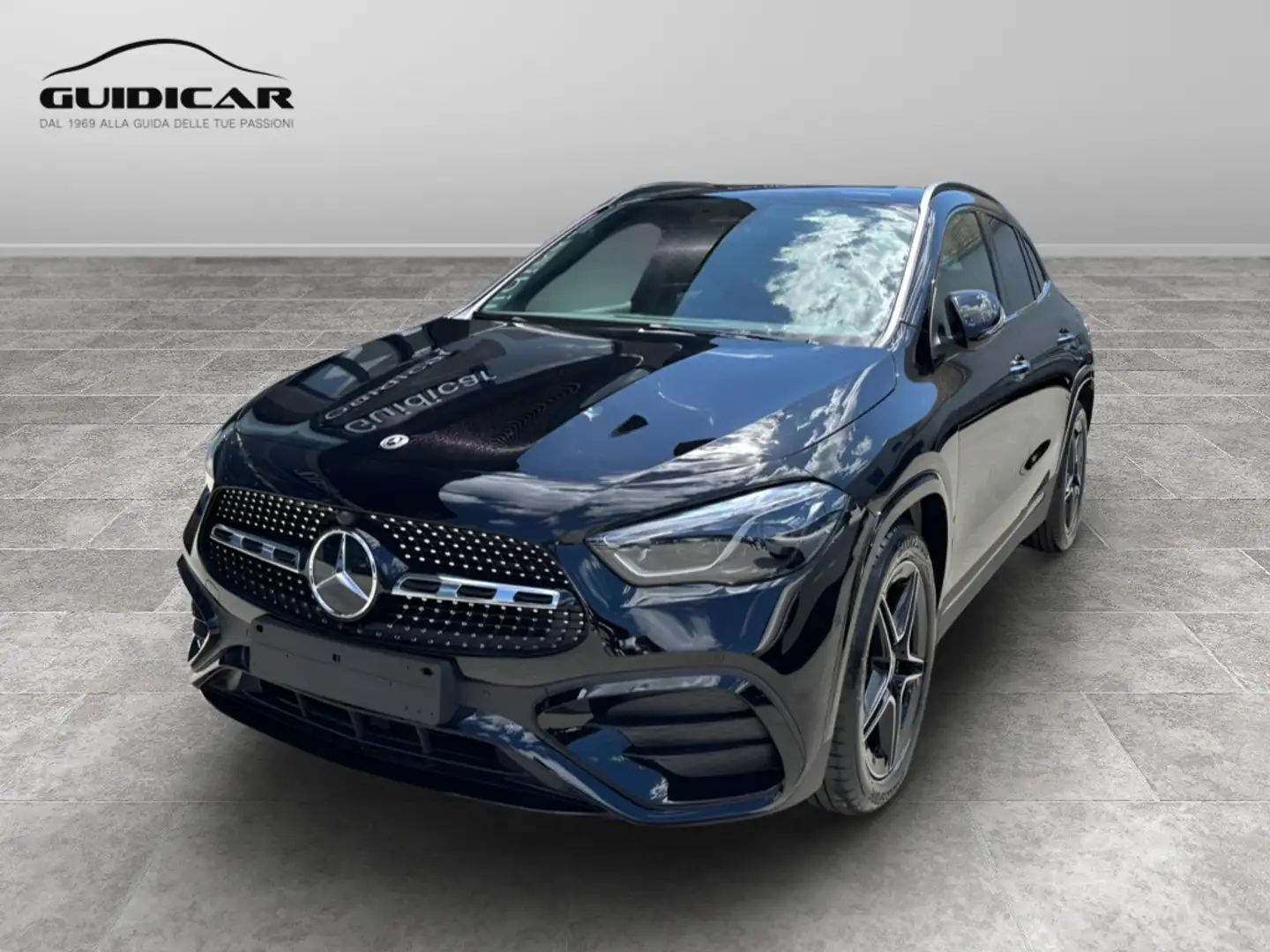 Mercedes-Benz GLA 200 d Automatic 4MATIC Nero - 1