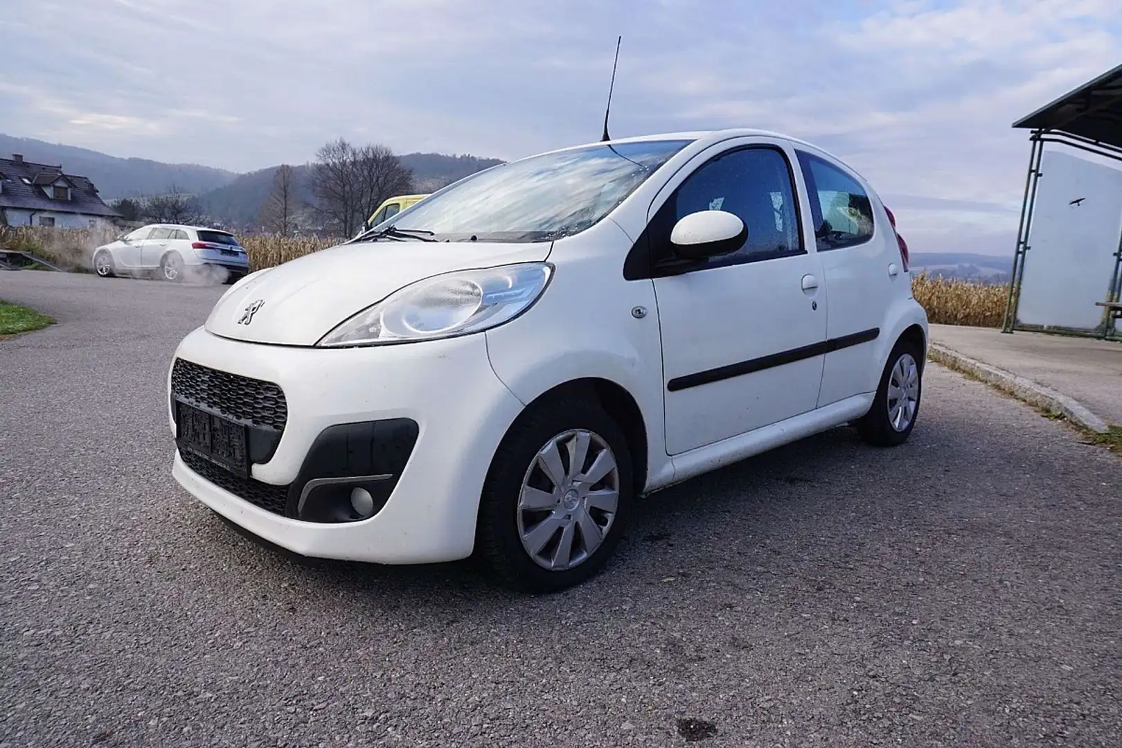 Peugeot 107 Lion Edition Pickerl 05/2027 Weiß - 2