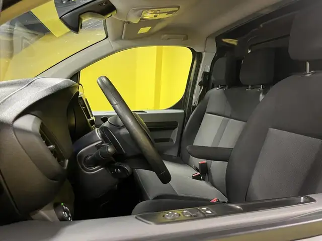 Citroen Jumpy view 22