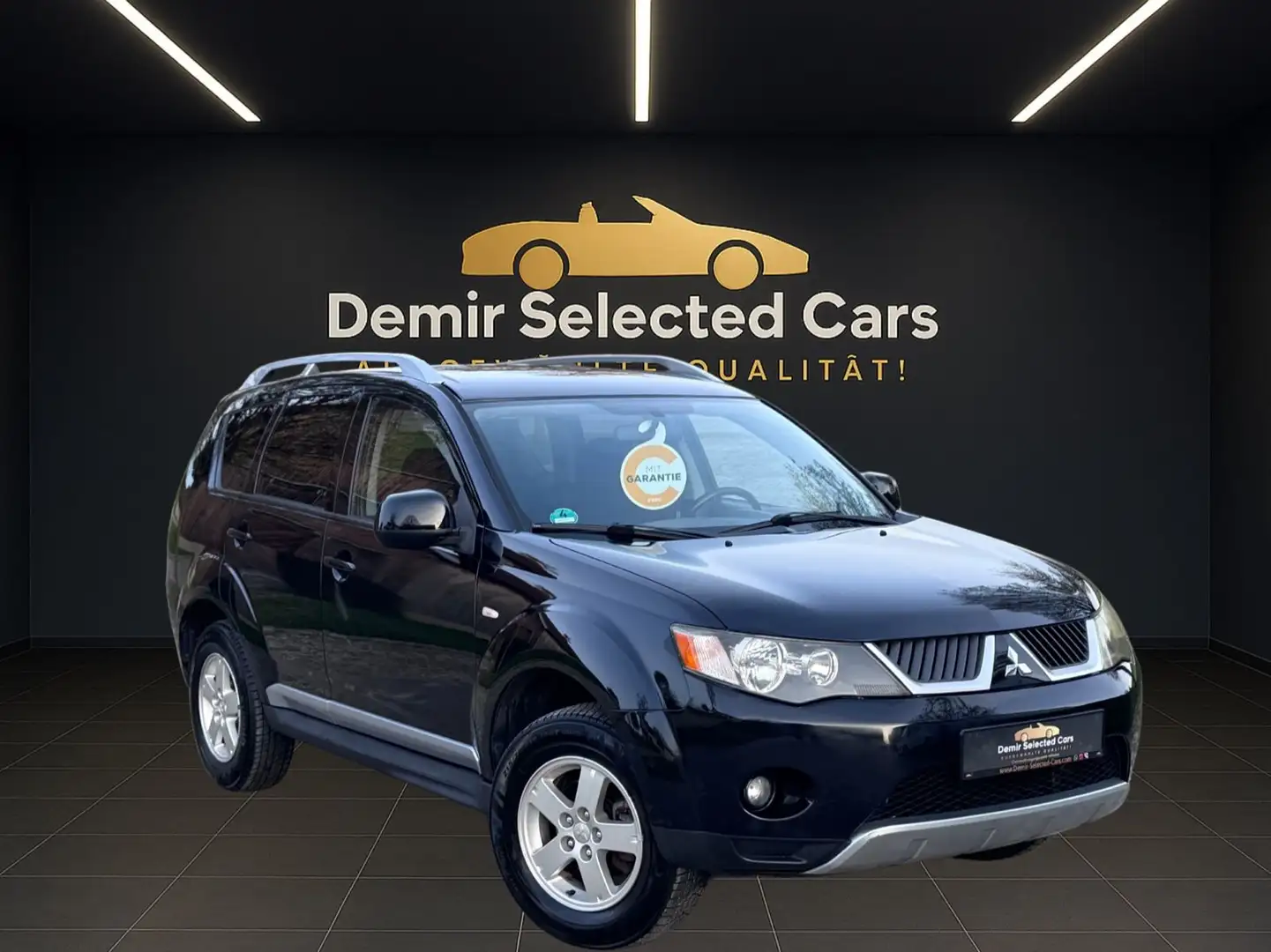 Mitsubishi Outlander 2.4 2WD |TÜV NEU|1.HAND|GARANTIE Zwart - 1