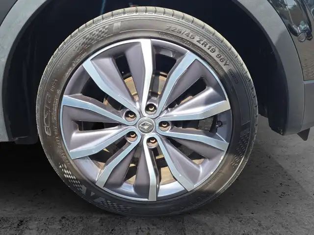 Renault Kadjar view 5