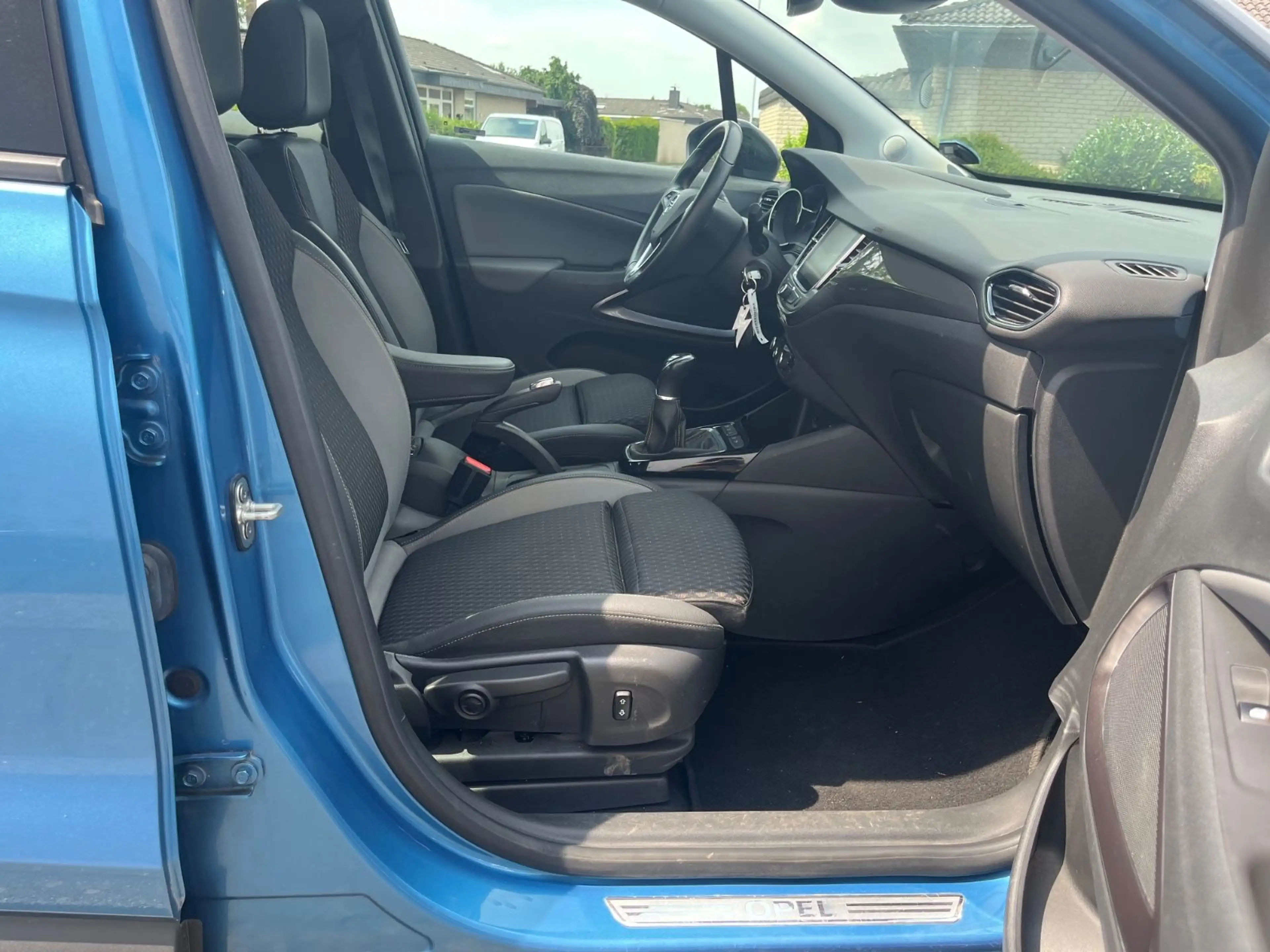 Opel Crossland X NAVI Spur/Totwinkelass HEAD-UP 2HD — photo 12