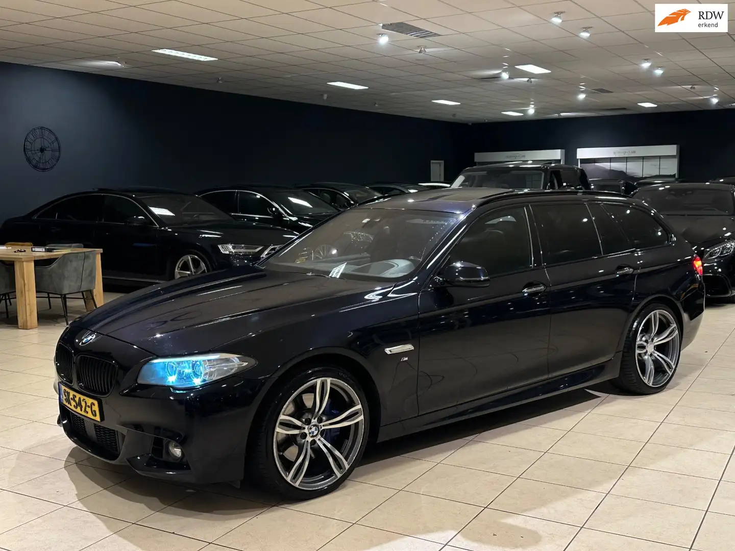 BMW 535 5-serie Touring 535d xDrive High Exe|M-SPORT|PANO| Noir - 1