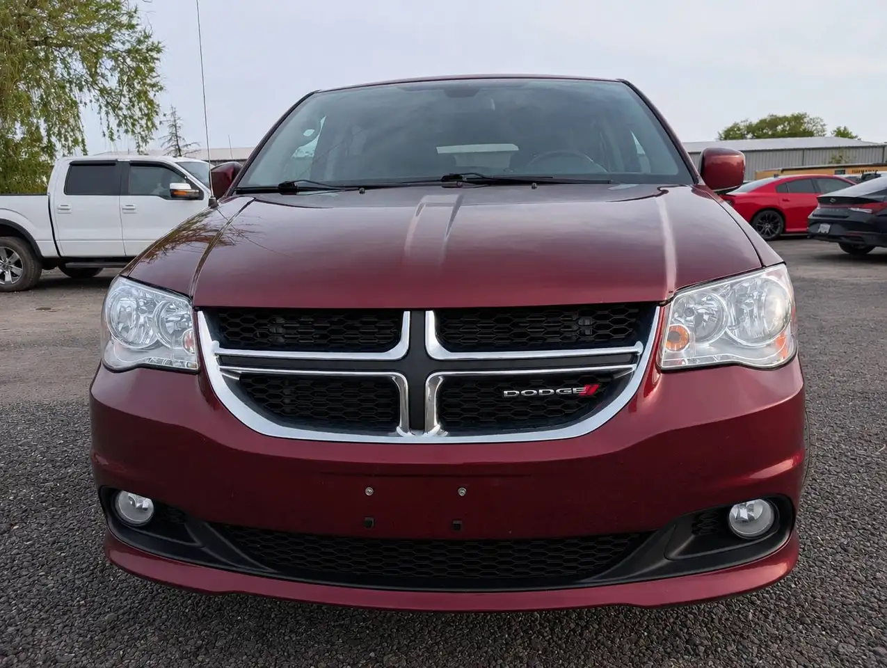 Dodge Grand Caravan снимка Dodge Grand Caravan