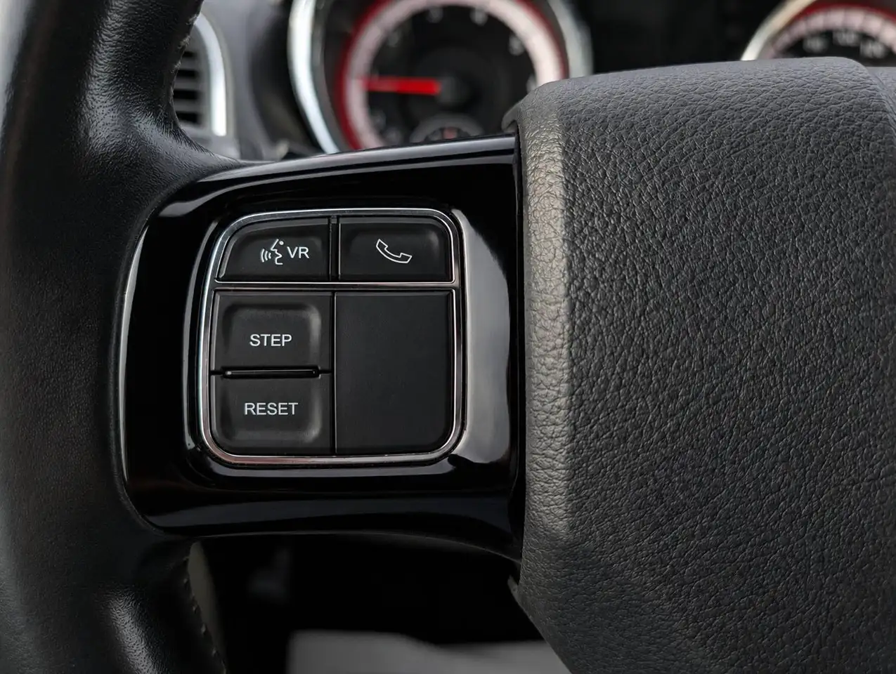 Dodge Grand Caravan снимка Dodge Grand Caravan