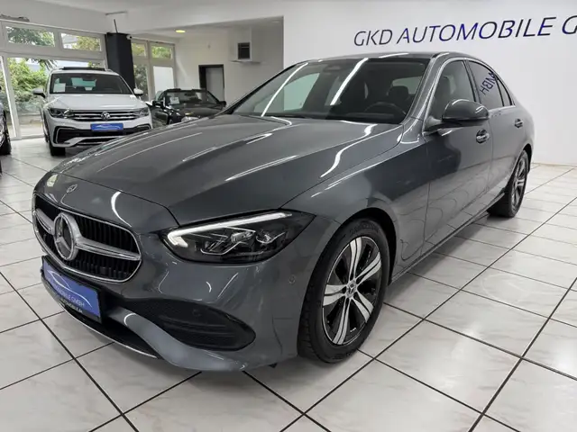 Mercedes-Benz C-Class view 5