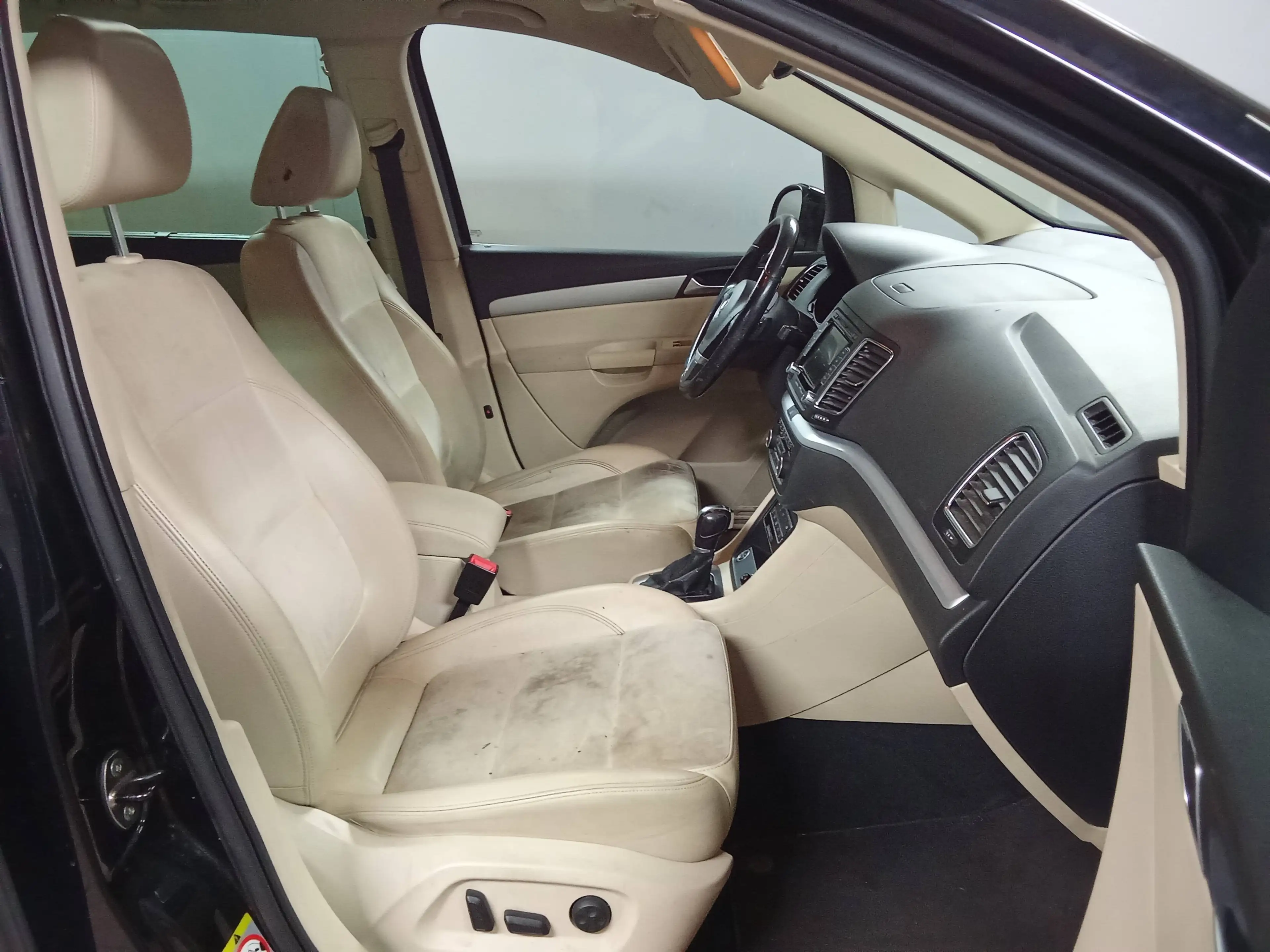 Volkswagen Sharan Highline BMT — photo 5