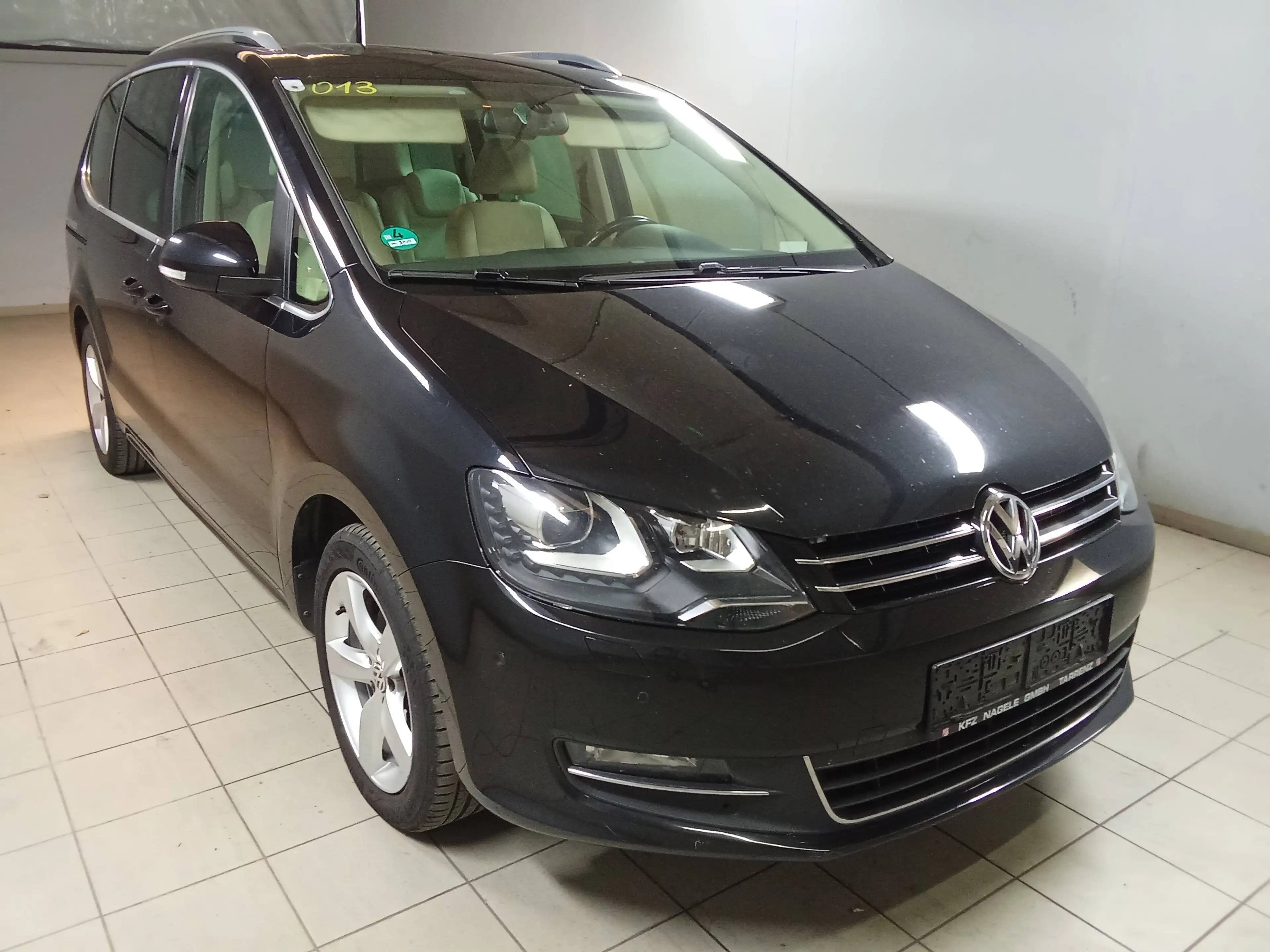 Volkswagen Sharan Highline BMT — photo 2