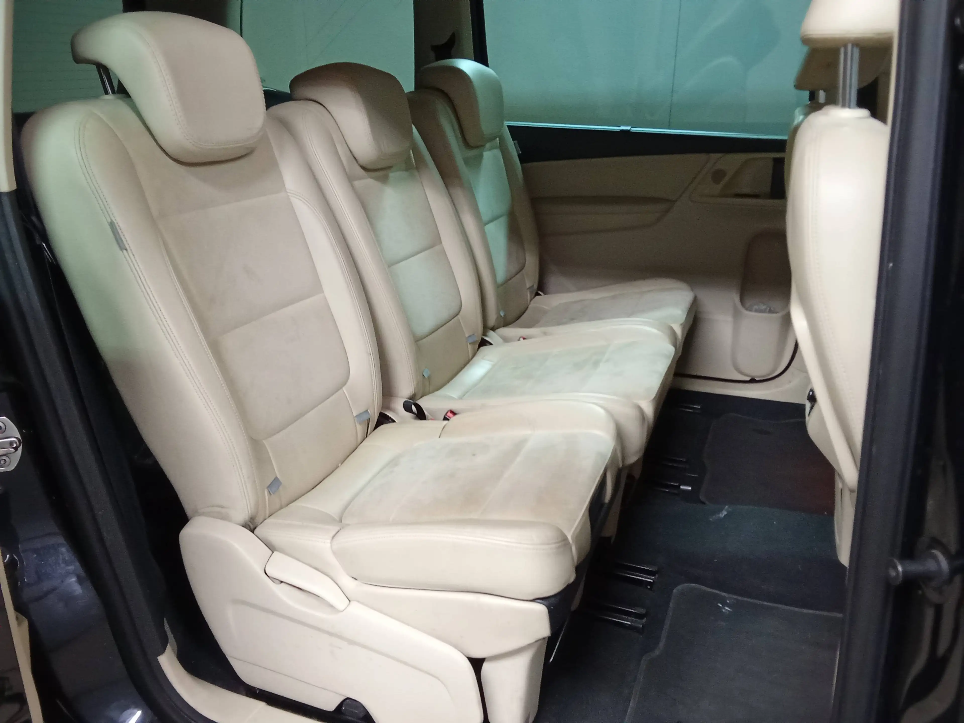 Volkswagen Sharan Highline BMT — photo 8