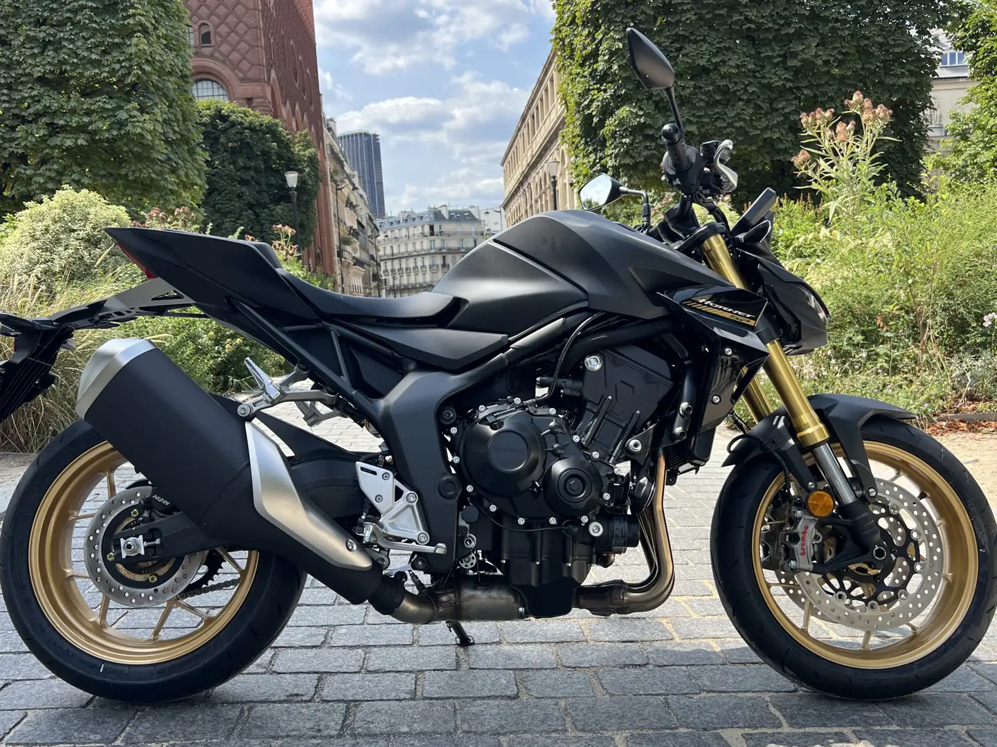 Honda CB 1000 Noir - 1