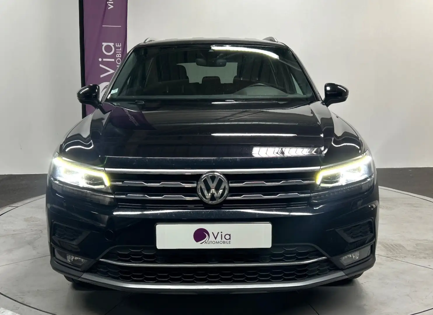 Volkswagen Tiguan Allspace 2.0 TDI 150 DSG7 Carat Blau - 2