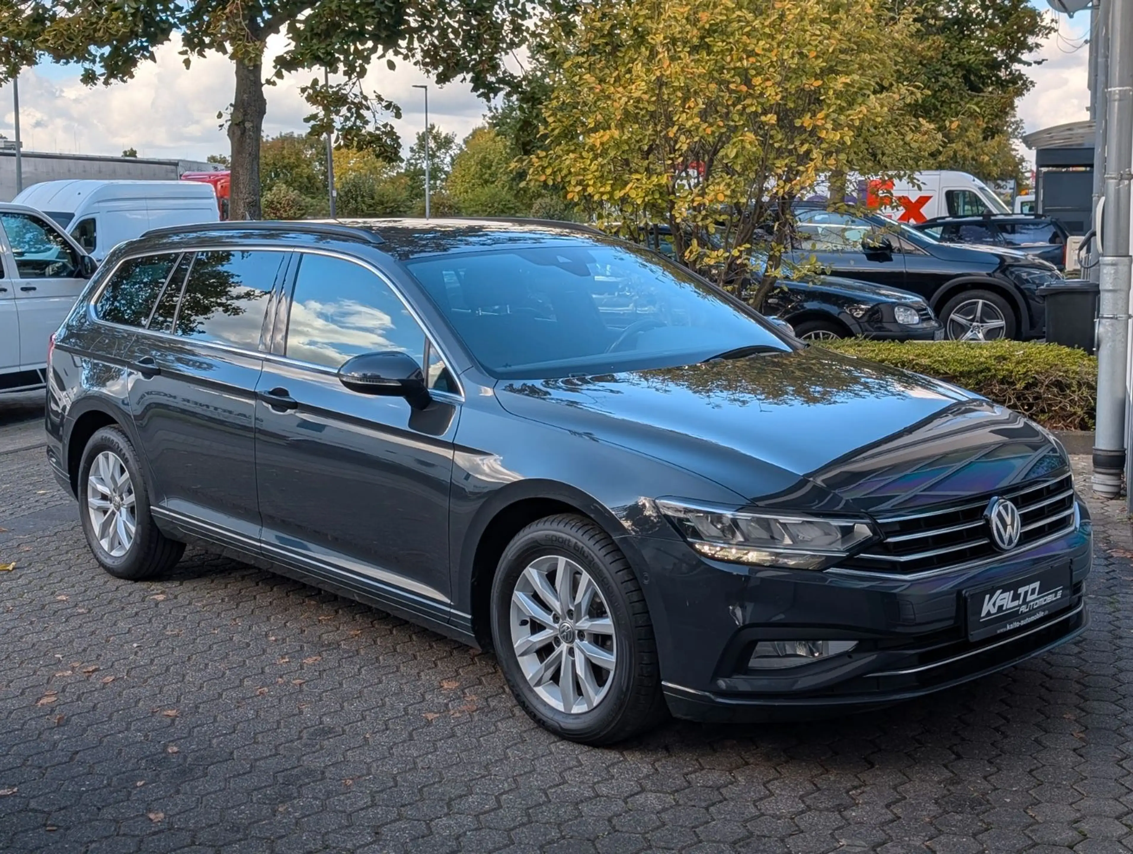 Volkswagen Passat Variant 2.0 TDI Business Navi,ACC,Kam,AHK — photo 13