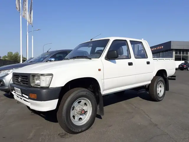 Toyota Hilux Hilux 2.4 diesel 4 POSTI AUTOCARRO - PREZZO FINITO